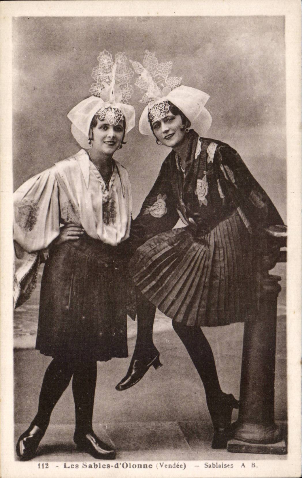 Folklore - Costumes - Sables d Olonne - Sablaise - CPA