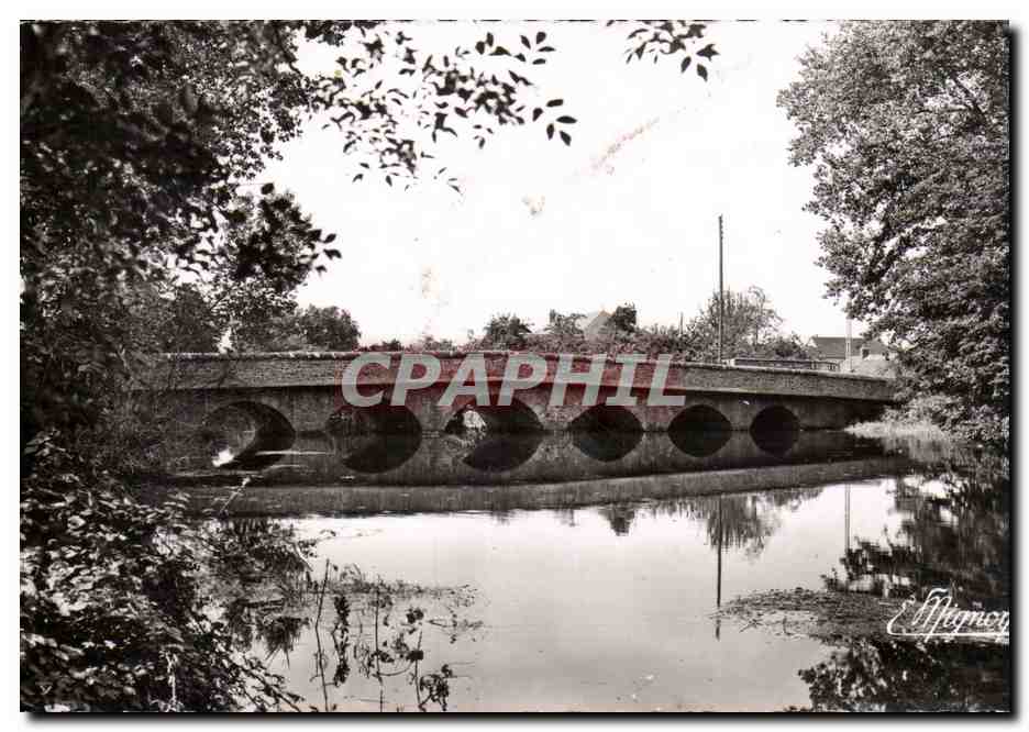 Saint-Rémy-sur-Avre — Le vieux pont, construit sous François Ier — Photo-Edition E. Mignon