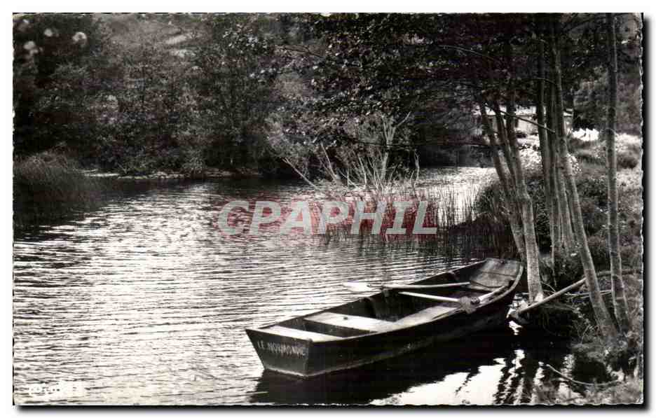 Saint Pierre Montlimart - Bords de l Evre - CPA 