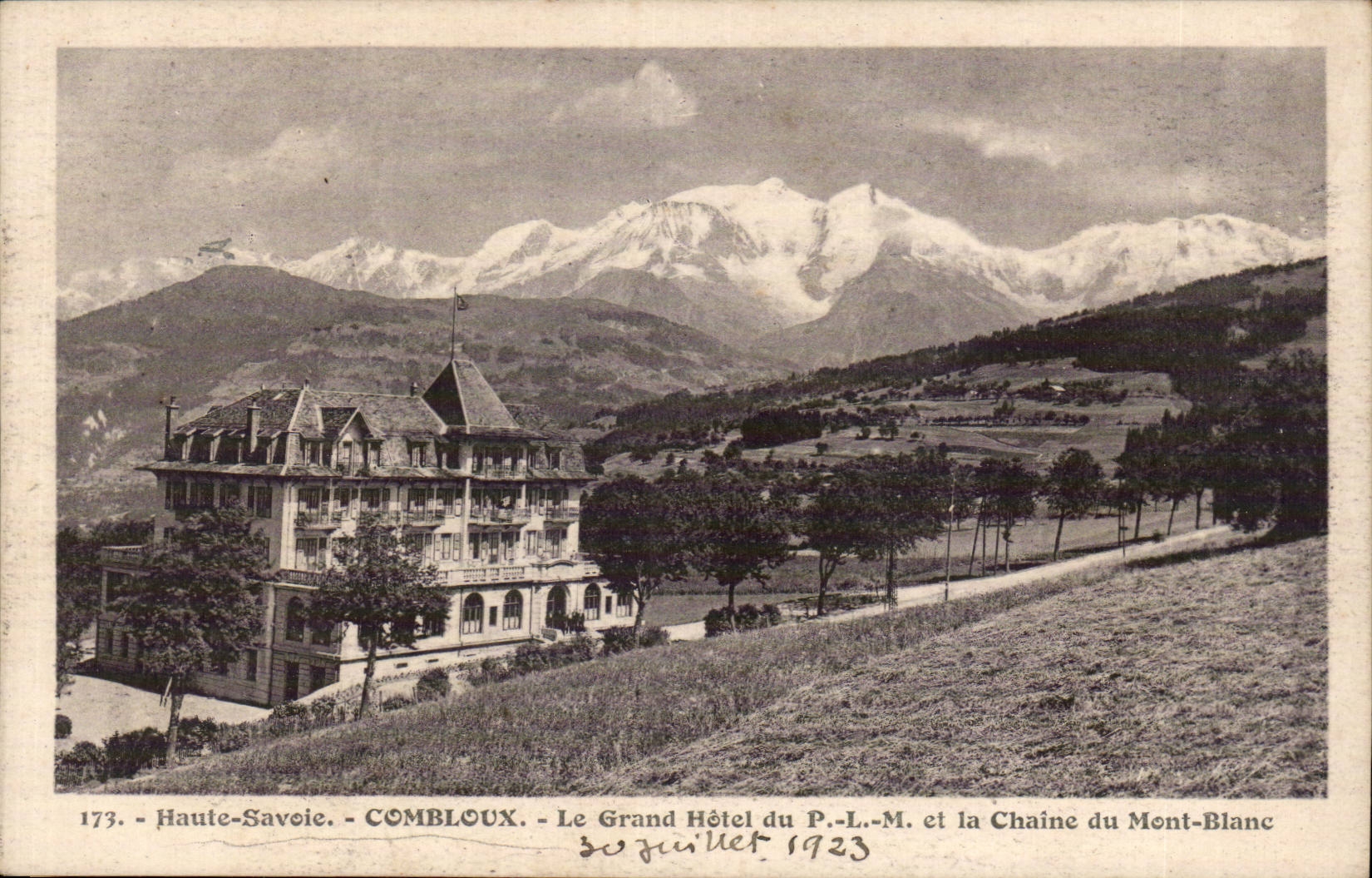 Combloux - Le Grand Hôtel du P.-L.-M. et la Chaîne du Mont-Blanc — L. Morand, phot.édit., Haute-Savoie, n°173