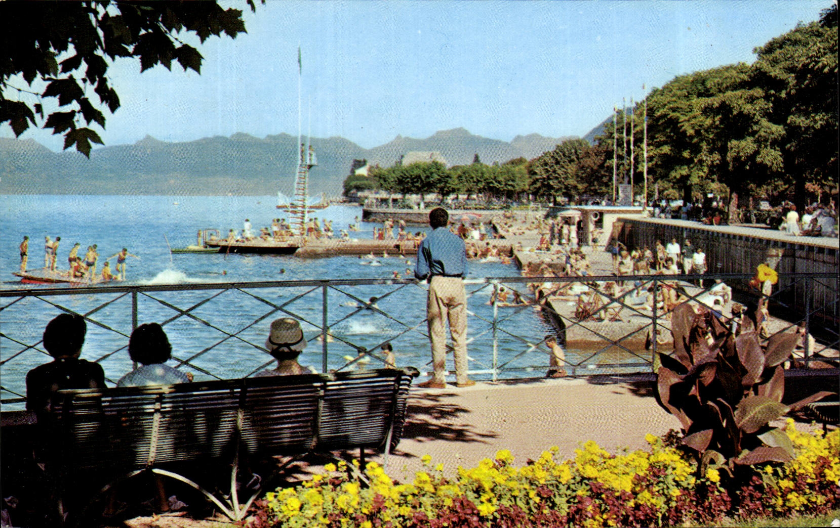 Evian les Bains - La Plage Municipale - CPA