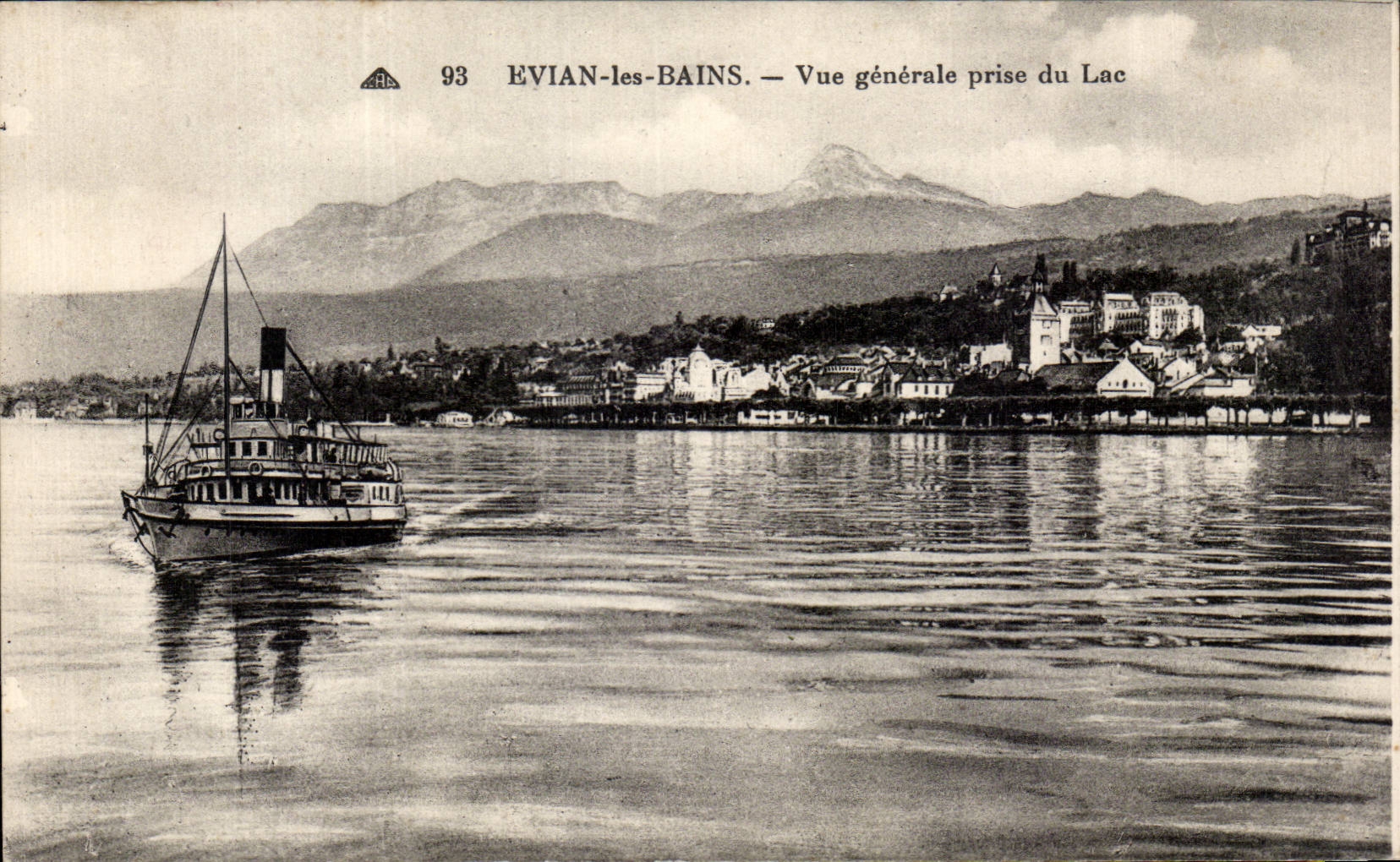 Evian les Bains - Vue Generale prise du Lac - CPA