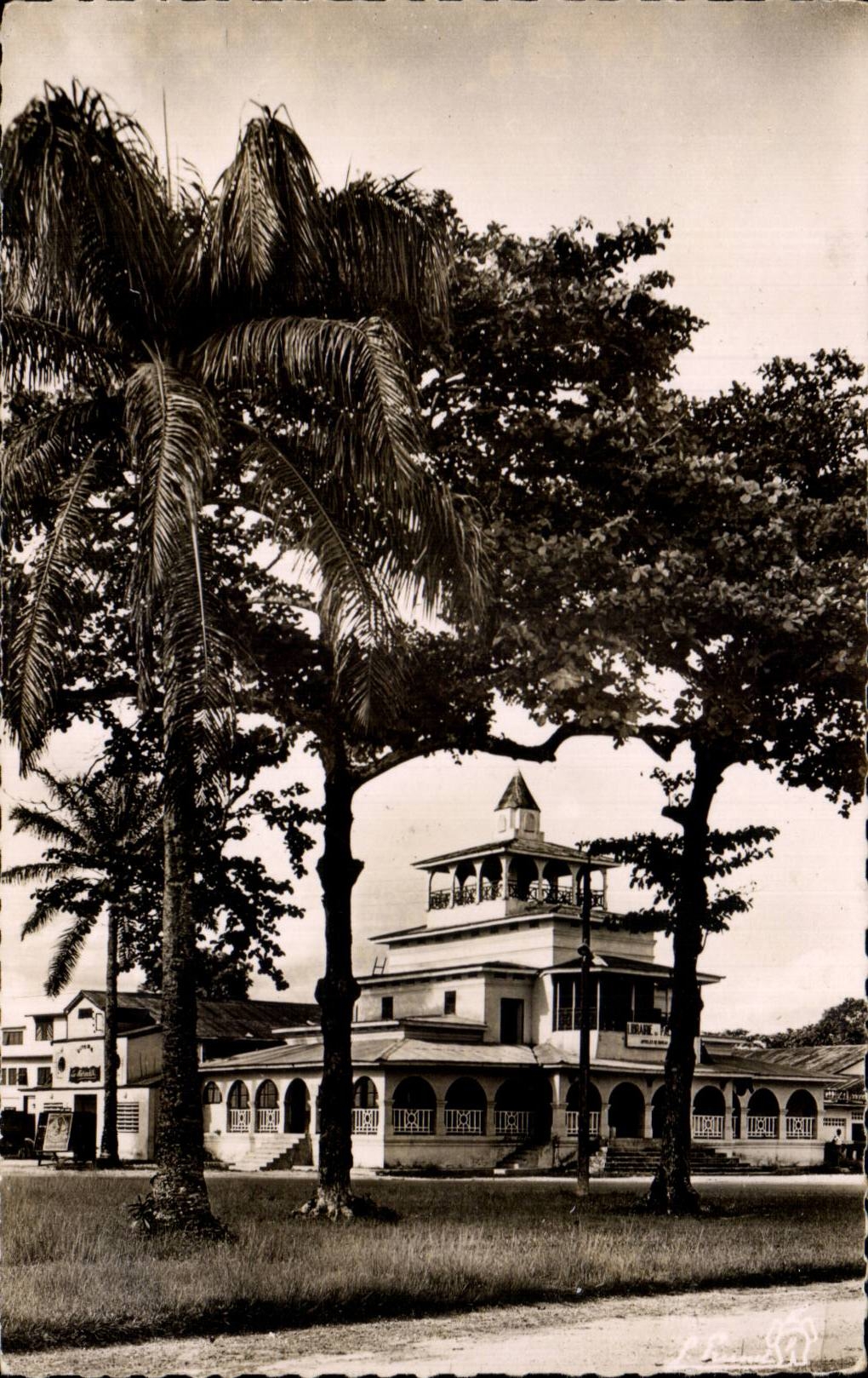 CPA Cameroun Douala L ancien palais du roi