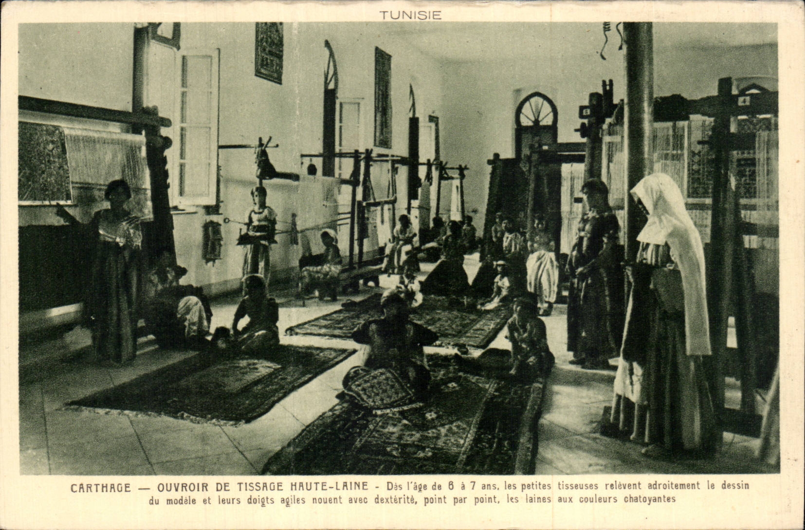 CPA Tunisie Carthage Ouvroir de tissage Haute laine 