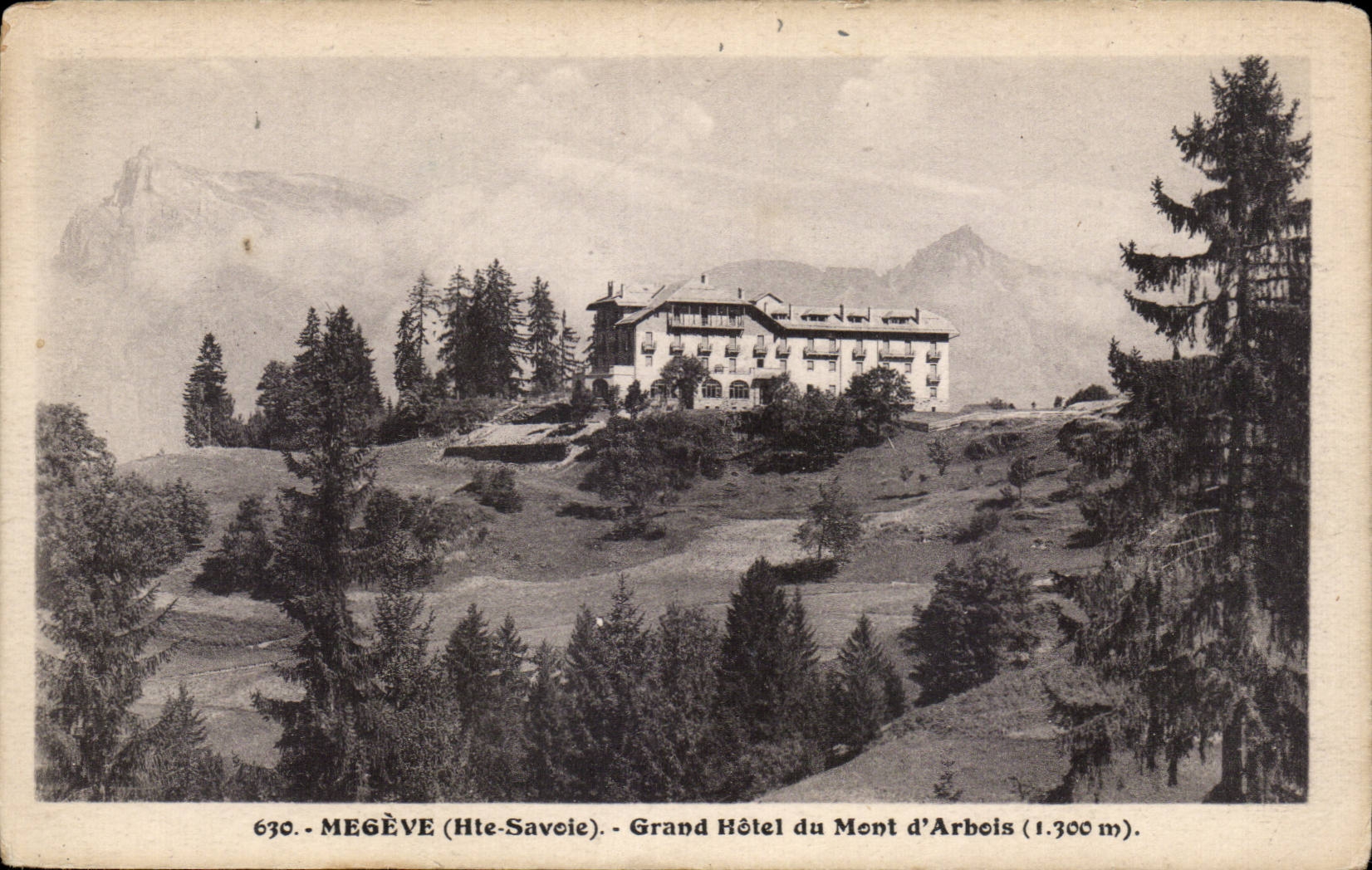 Mégeve (Hte-Savoie) — Grand Hôtel du Mont d'Arbois (1.300 m) — éditeur L. Mornand