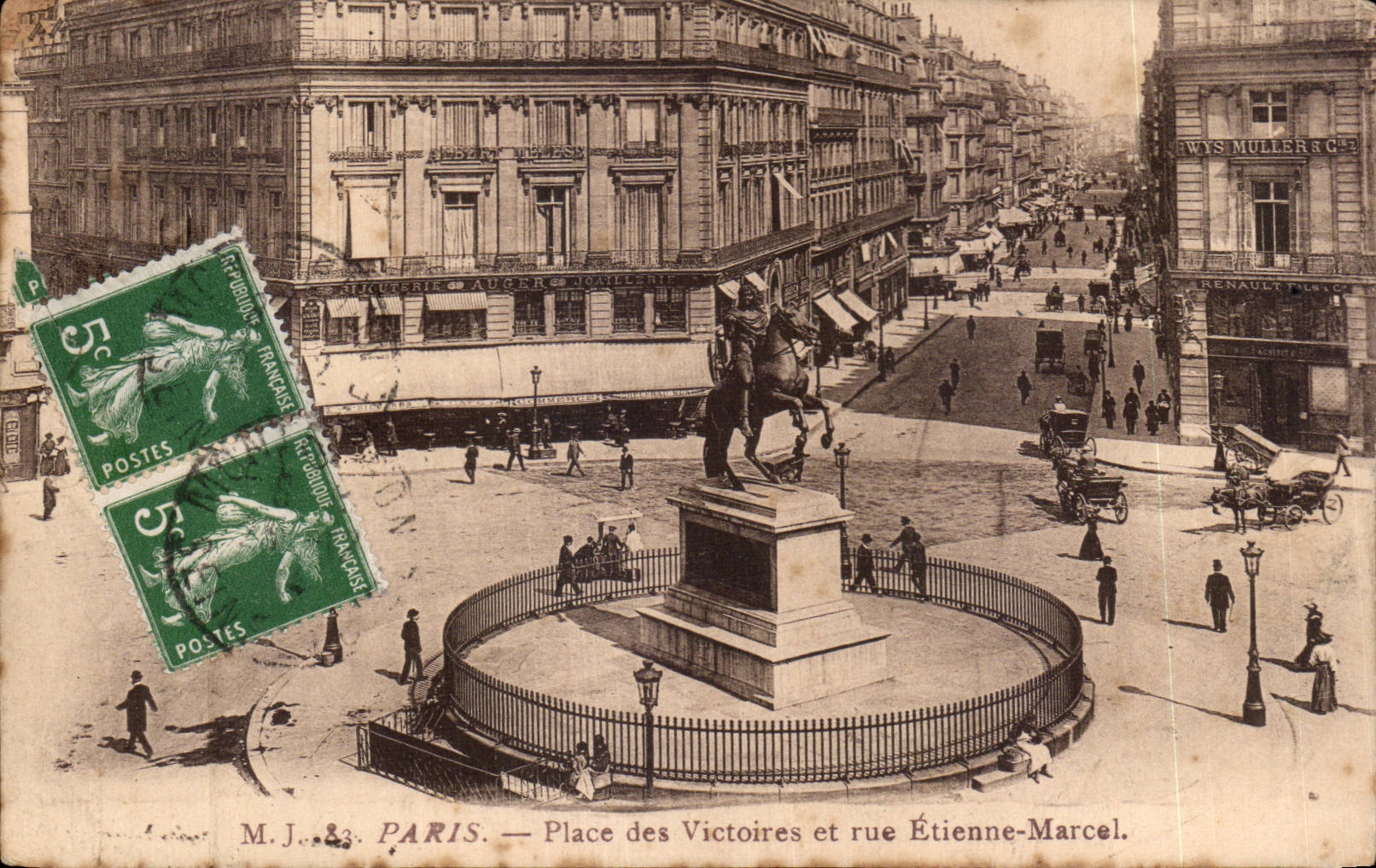 CPA Paris Place des Victoires et rue Etienne Marcel