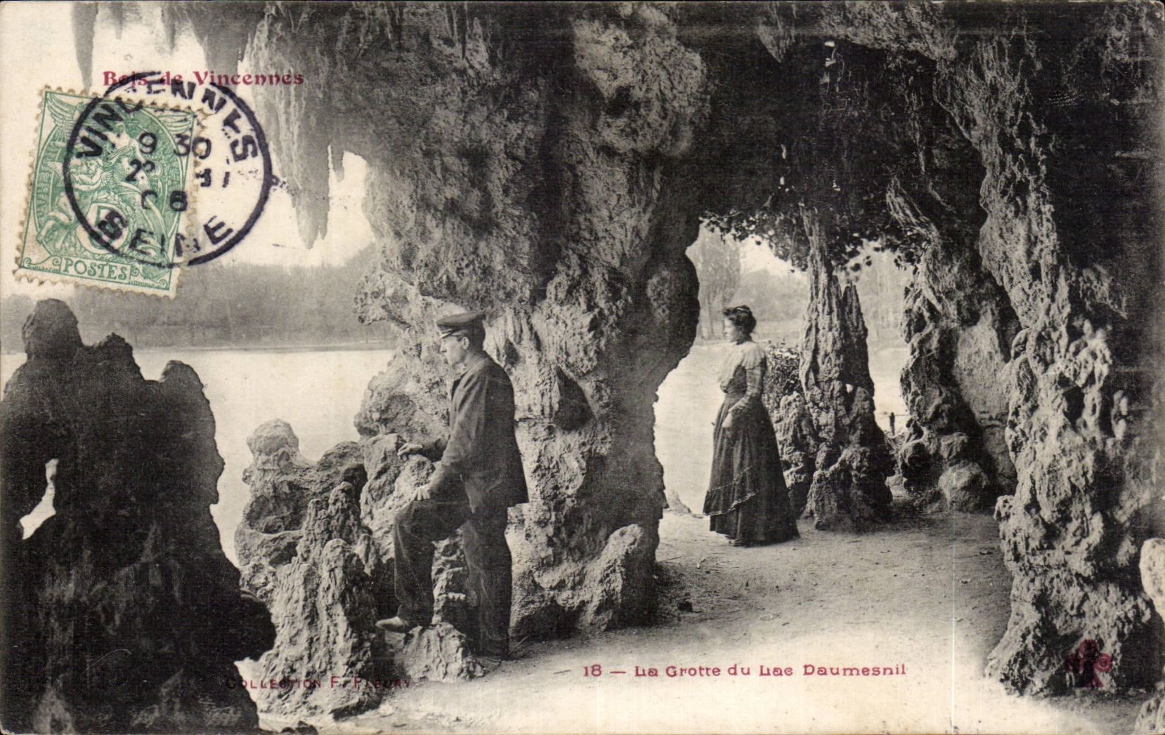 CPA Vincennes La grotte du lac Daumesnil