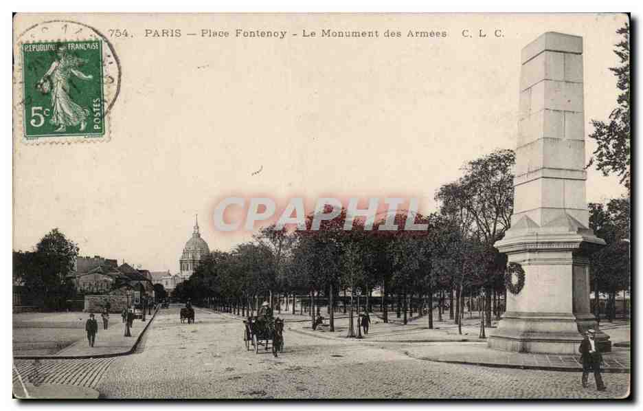 CPA Paris Place Fontenoy Le monument des armees