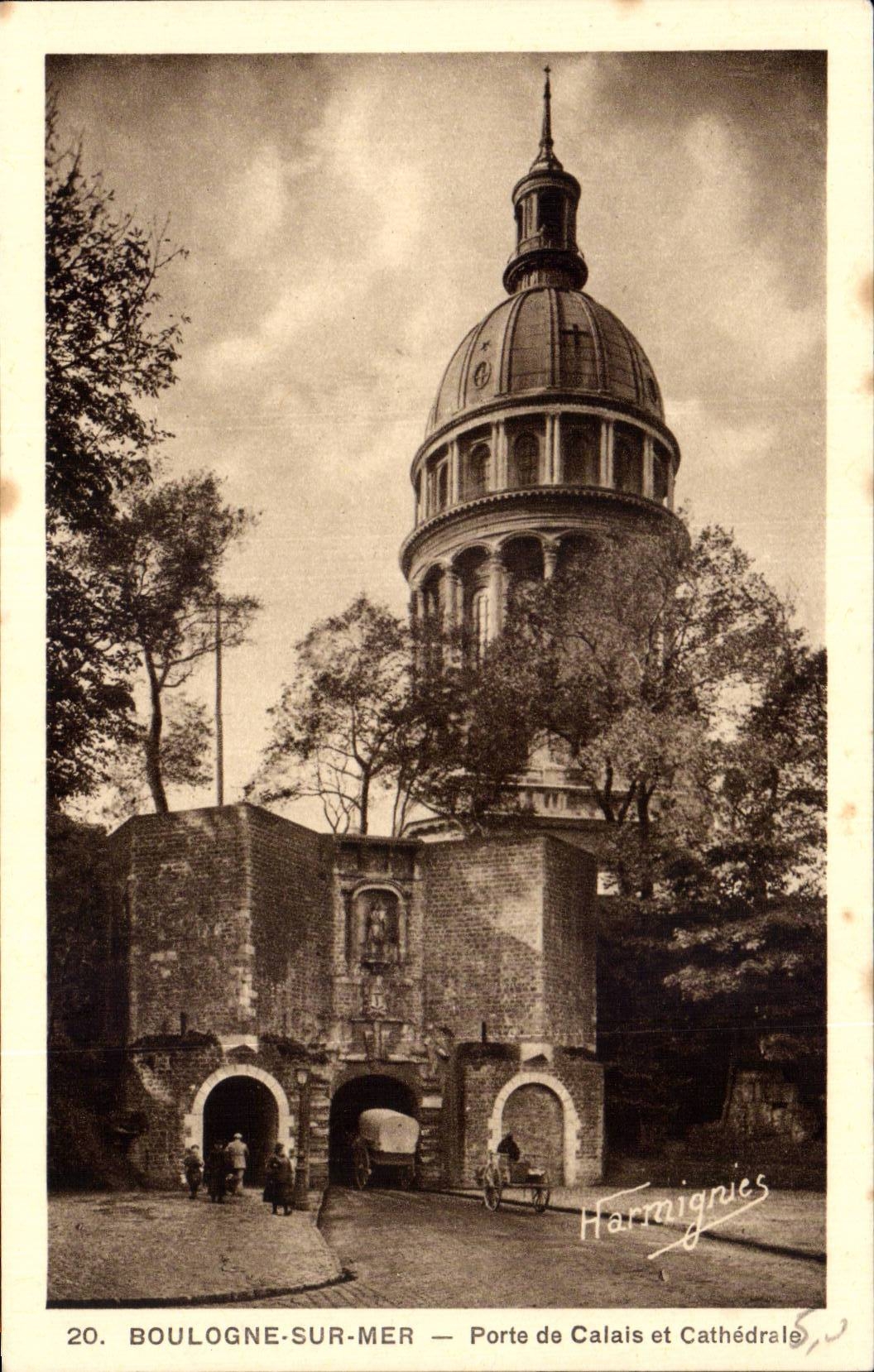 Boulogne-sur-Mer — Puerta de Calais y Catedral — Harmignies