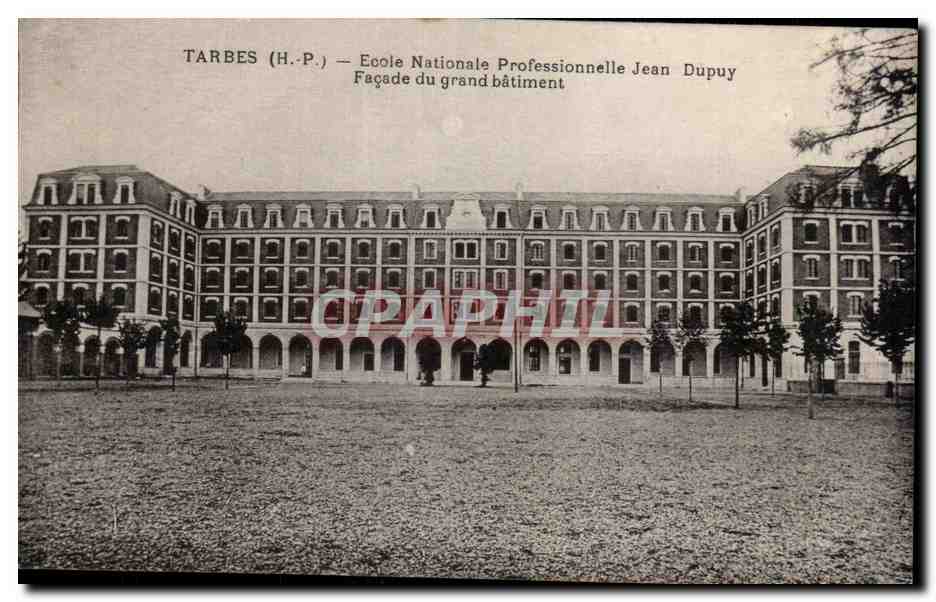 Tarbes (H.P.) — École Nationale Professionnelle Jean Dupuy — Façade du grand bâtiment