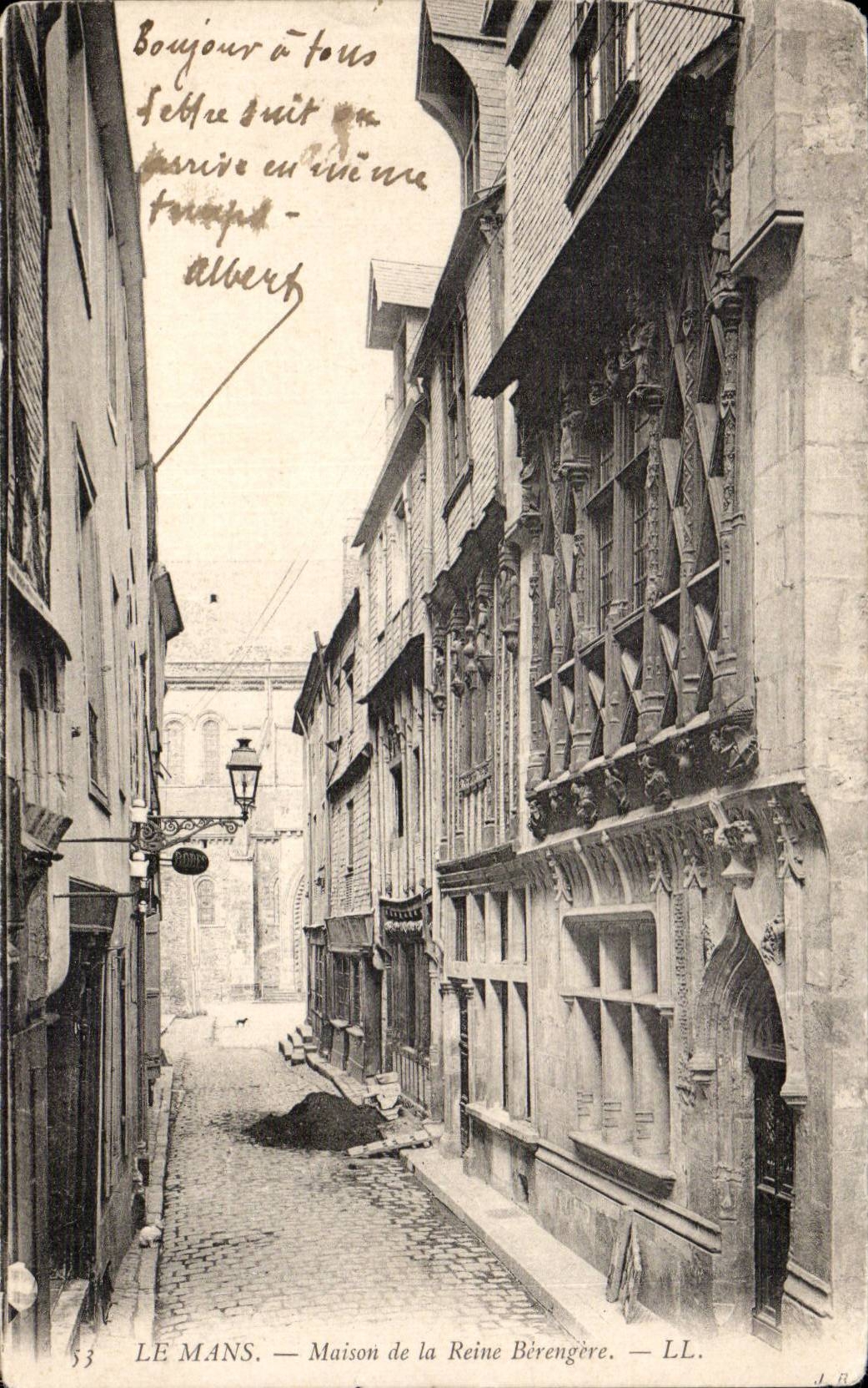 CPA Le Mans Maison de la Reine Berangere