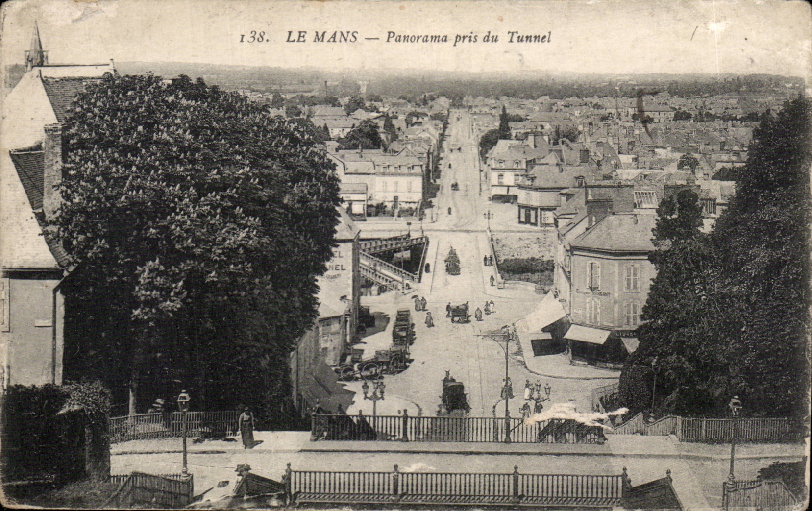 CPA Le Mans Panorama pris du tunnel