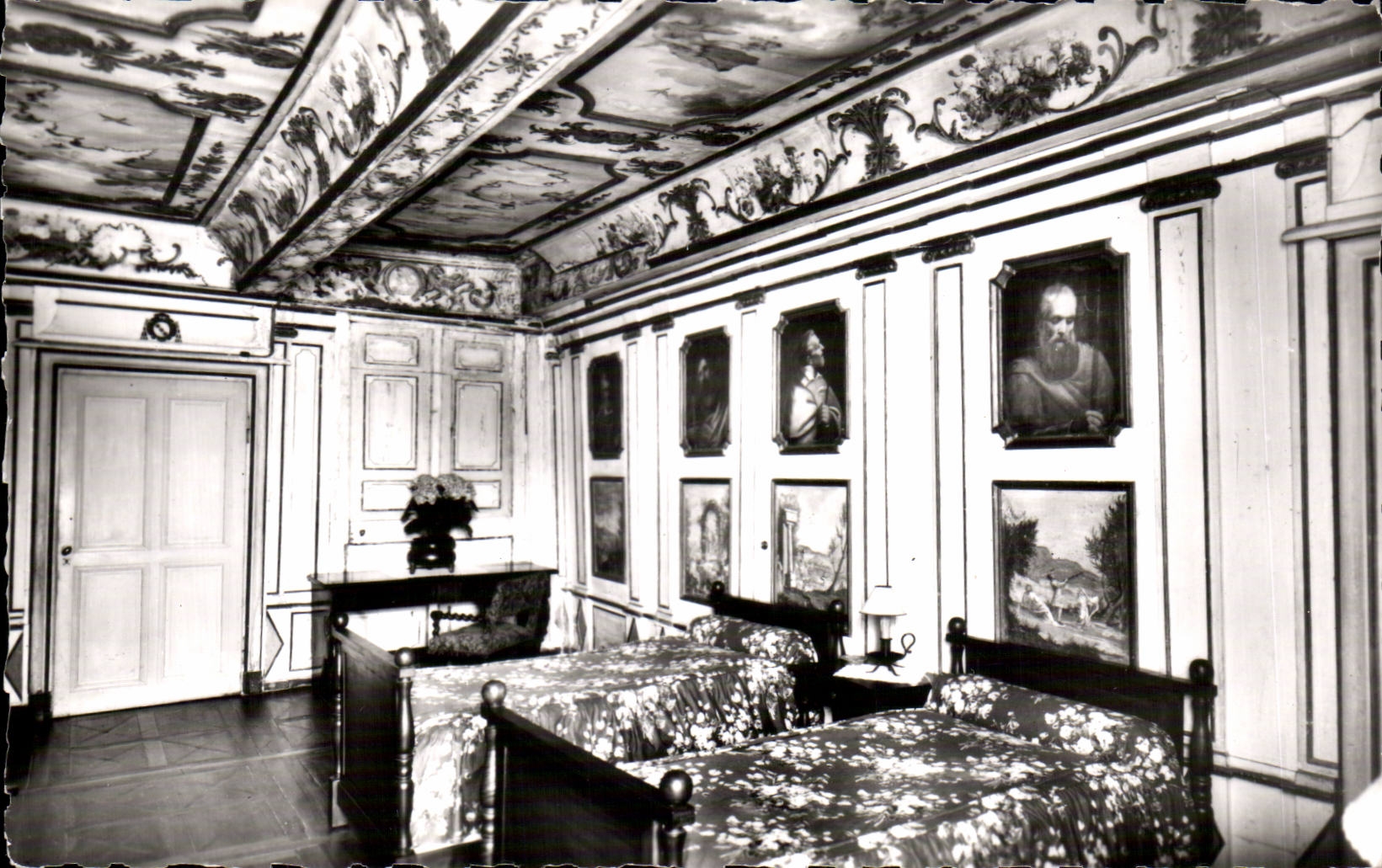 Talloires. Hôtel de l'Abbaye — Chambre du Prieur — Peintures de Van Helmont — Éditions G. Rossat-Mignod