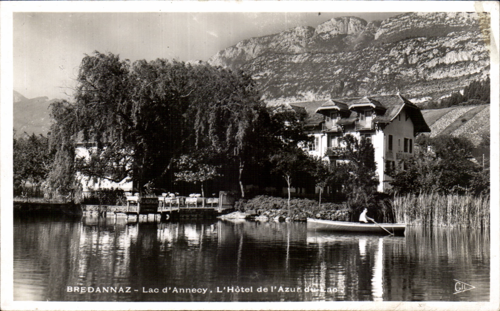Bredannaz - Lac d'Annecy, L'Hôtel de l'Azur du Lac