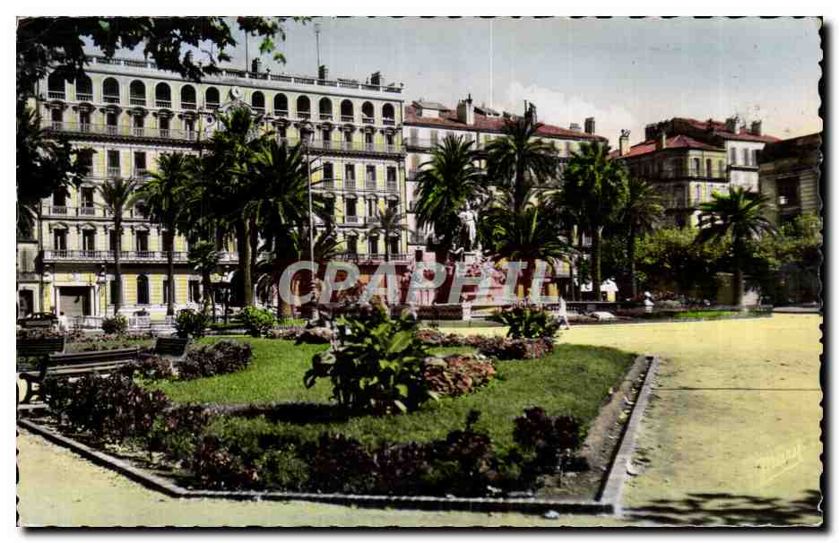Toulon - Place de la Liberte - CPA 