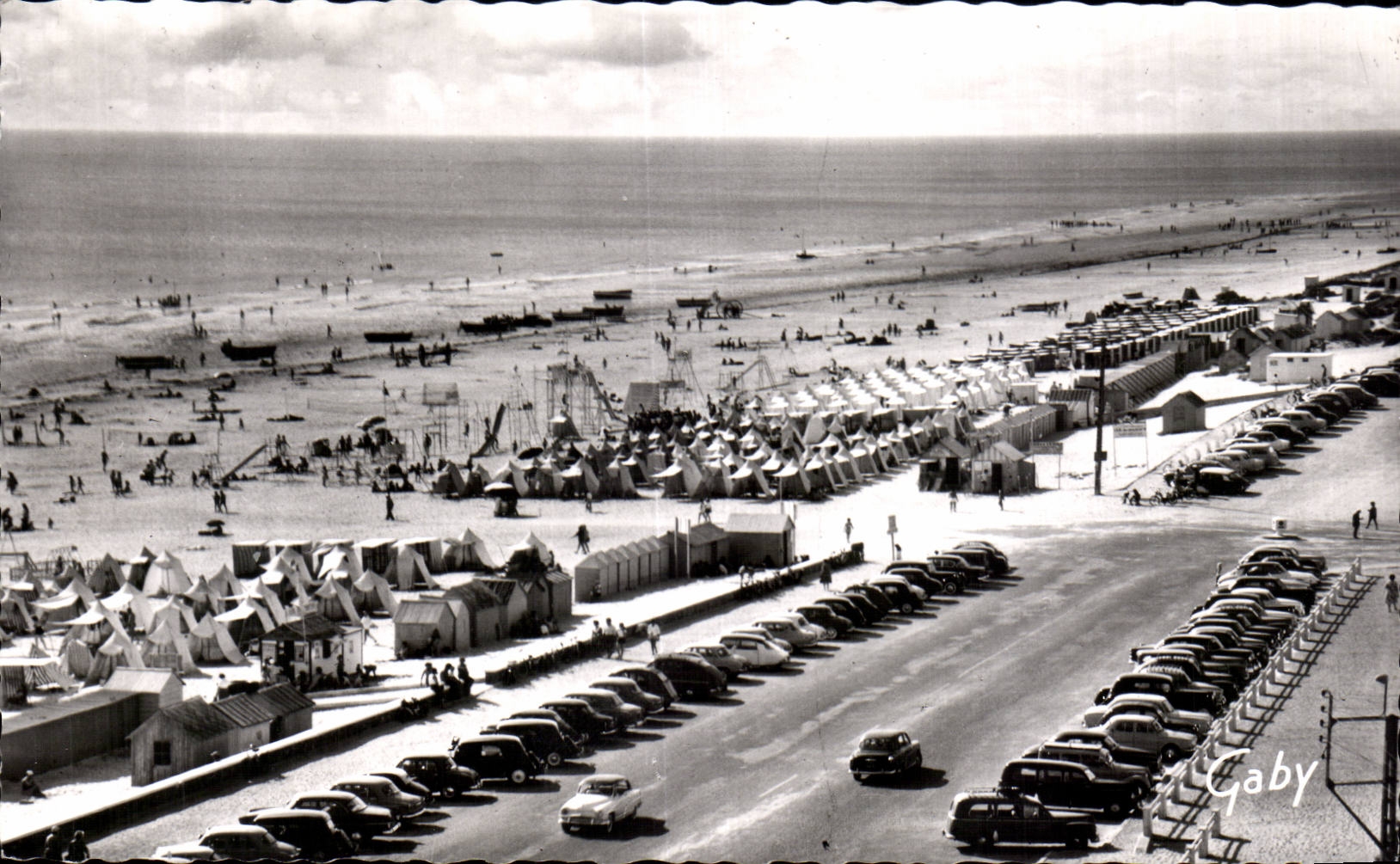 St-Jean-de-Monts (Vendée) — Le Boulevard et la Plage — Gaby