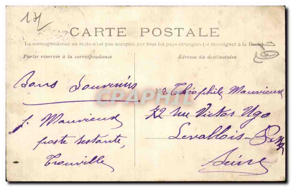 Trouville - Vue Generale du Port - CPA  — Rückseite