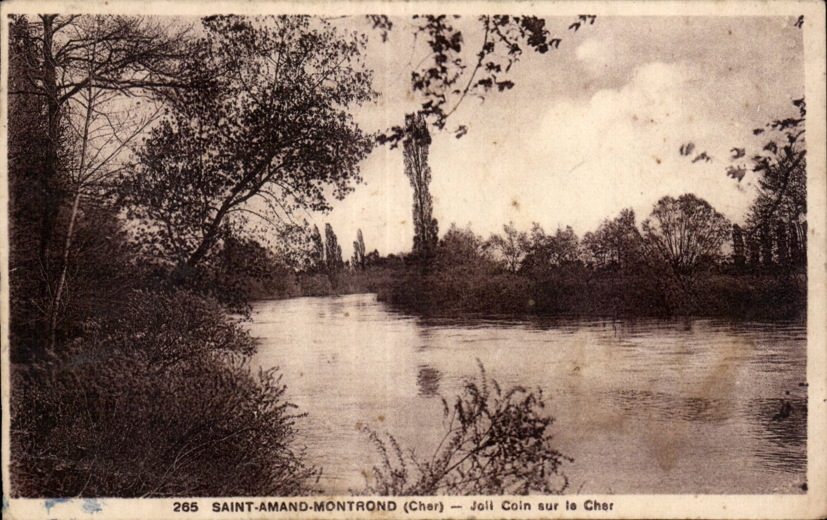 Saint-Amand-Montrond (Cher) — Joil Coin sur le Cher
