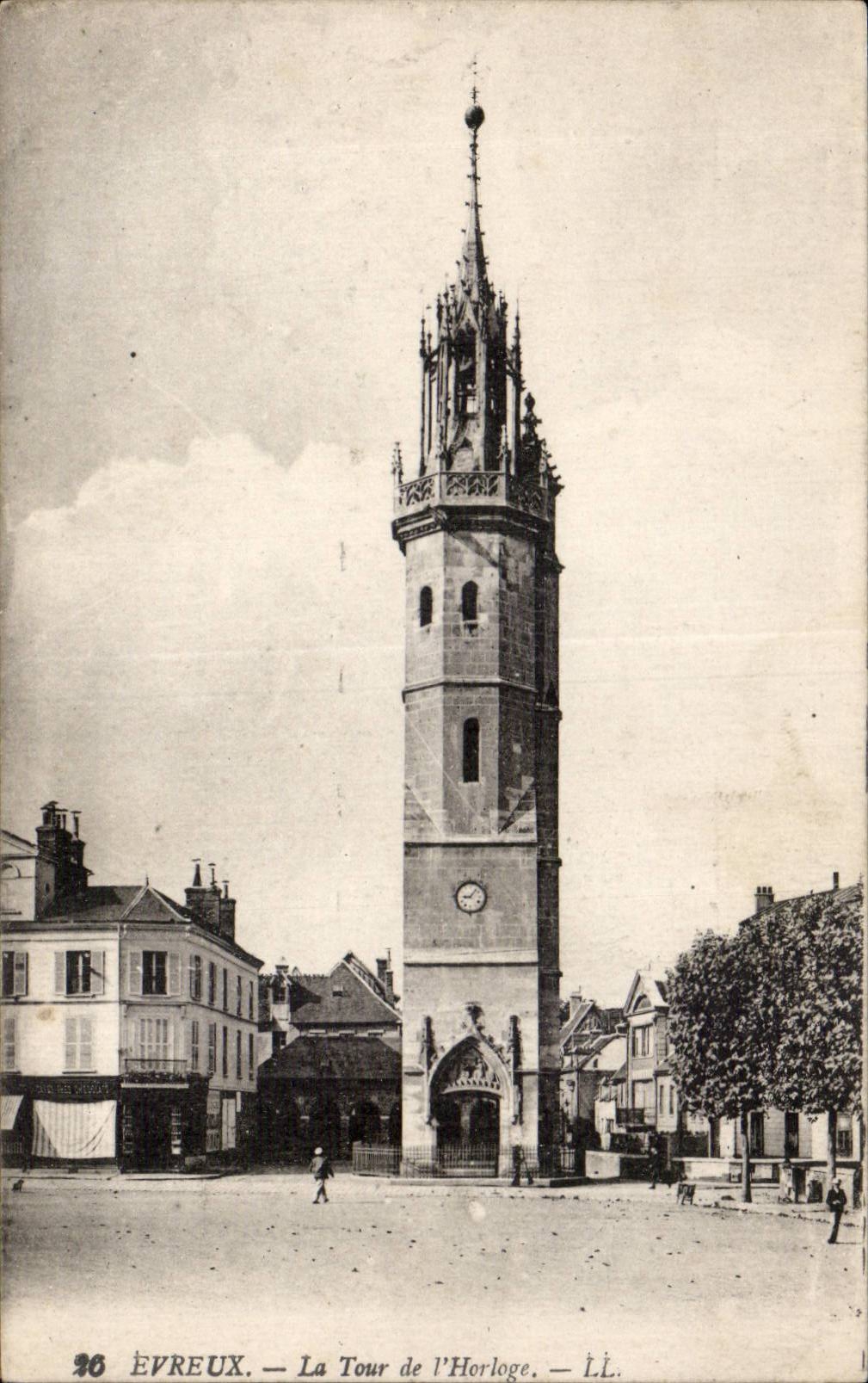 CPA Evreux la tour de l horloge
