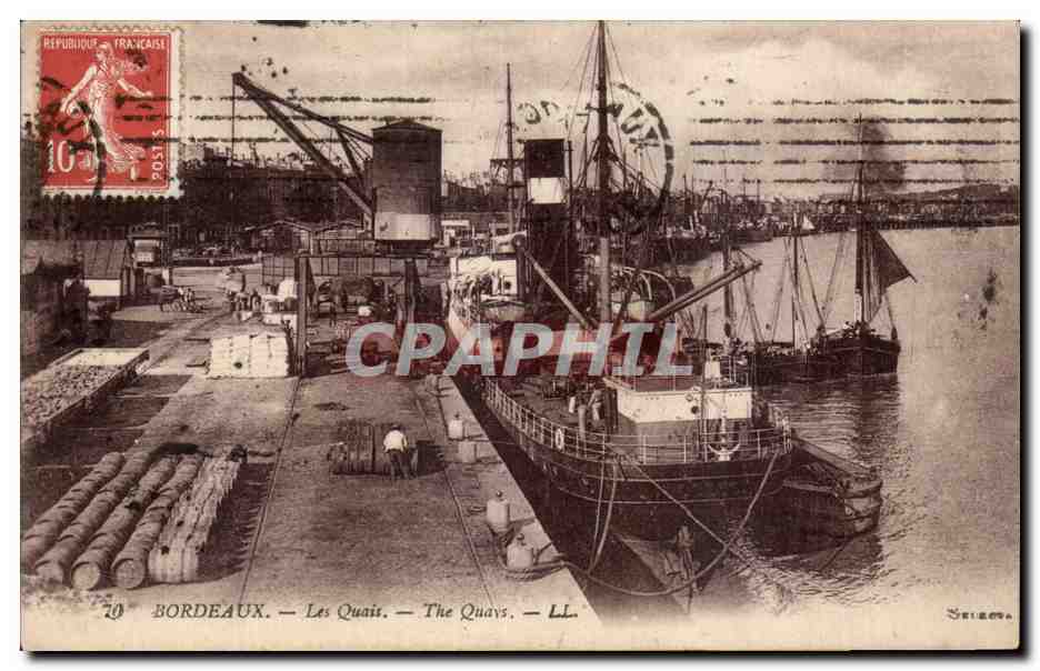 Bordeaux - Les Quais Bateaux - CPA 