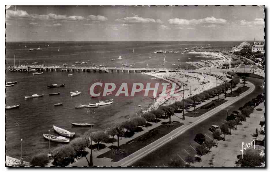 Arcachon - Vue Generale de la Plage prise de la Grande Hotel - CPA 
