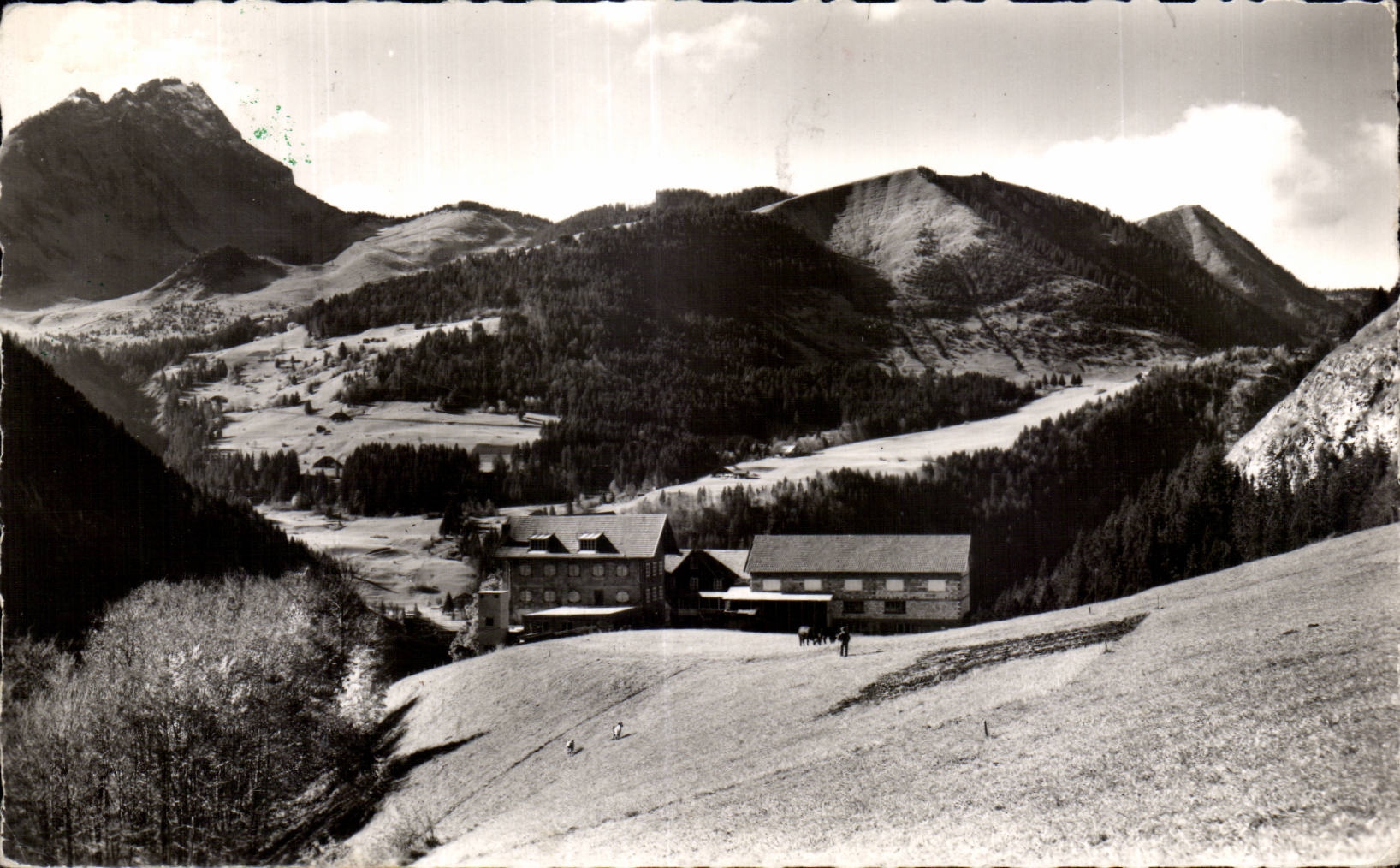Abondance (1930 m.) — Colonie de vacances "LA BICHETTE" — Photodit Thonon-les-Bains