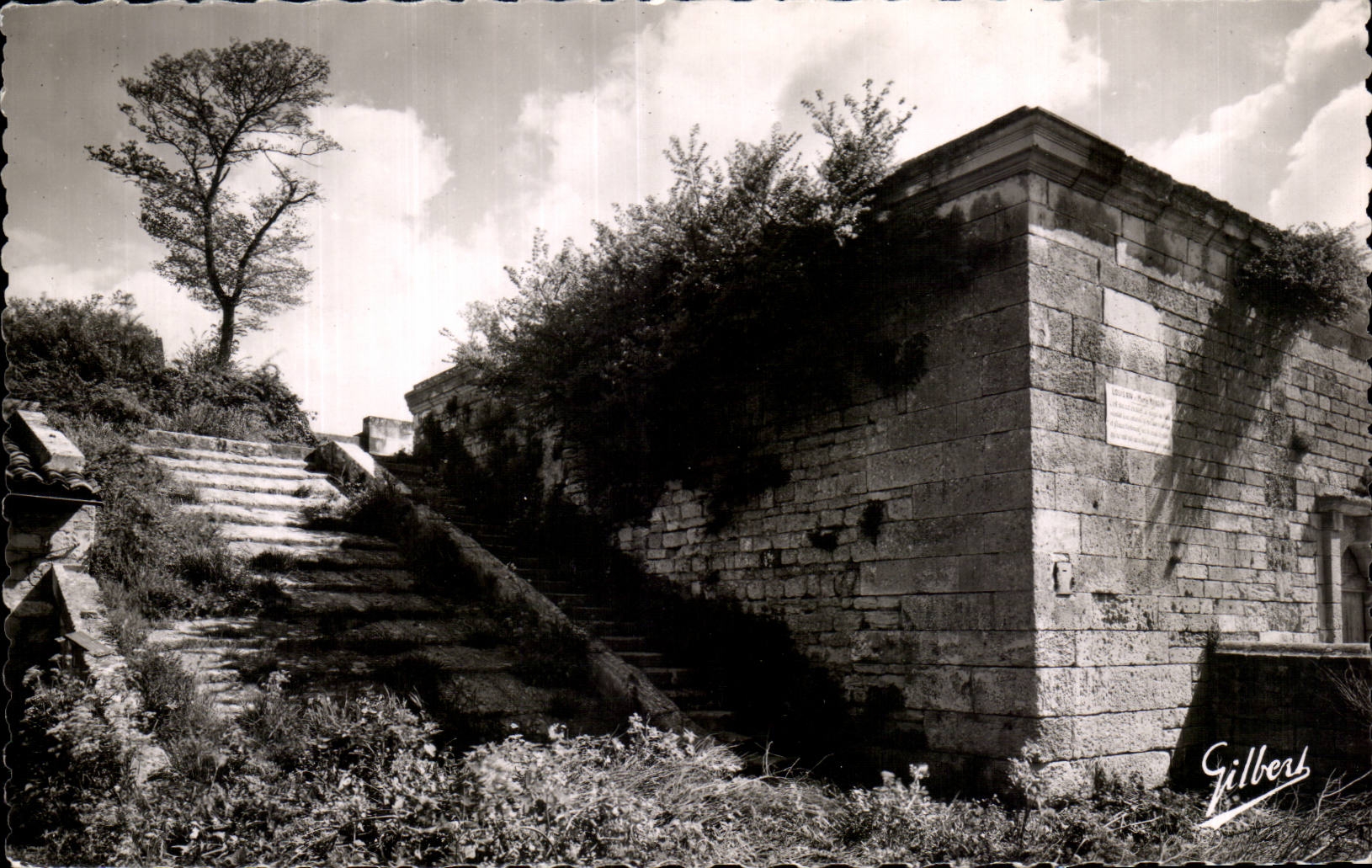 Escalier de Marie Mancini — Brouage — Éditions Charentaises d'Art A. Gilber