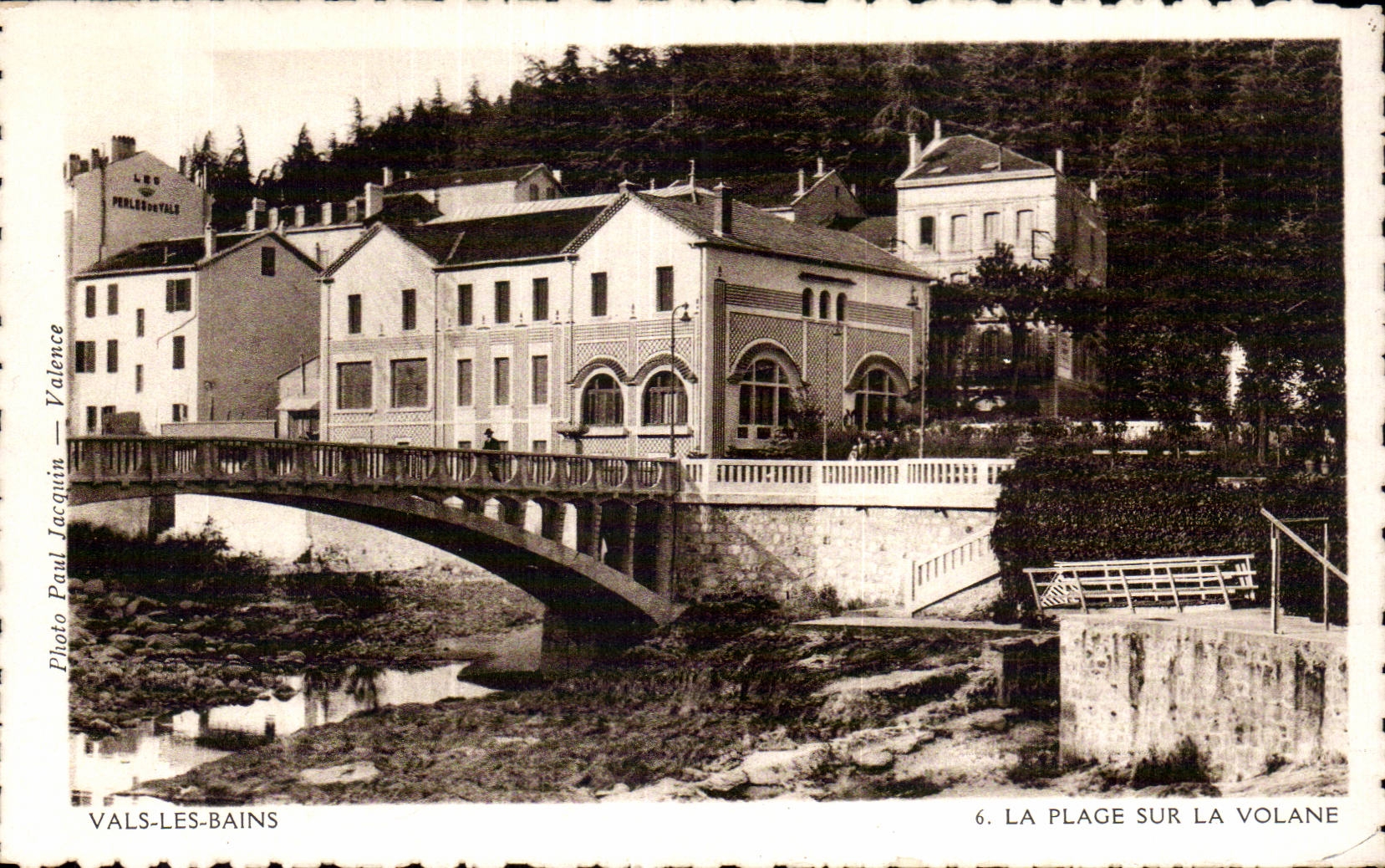Valls-les-Bains — La plage sur la Volane — Photo Paul Jacquin, Valence, n°6