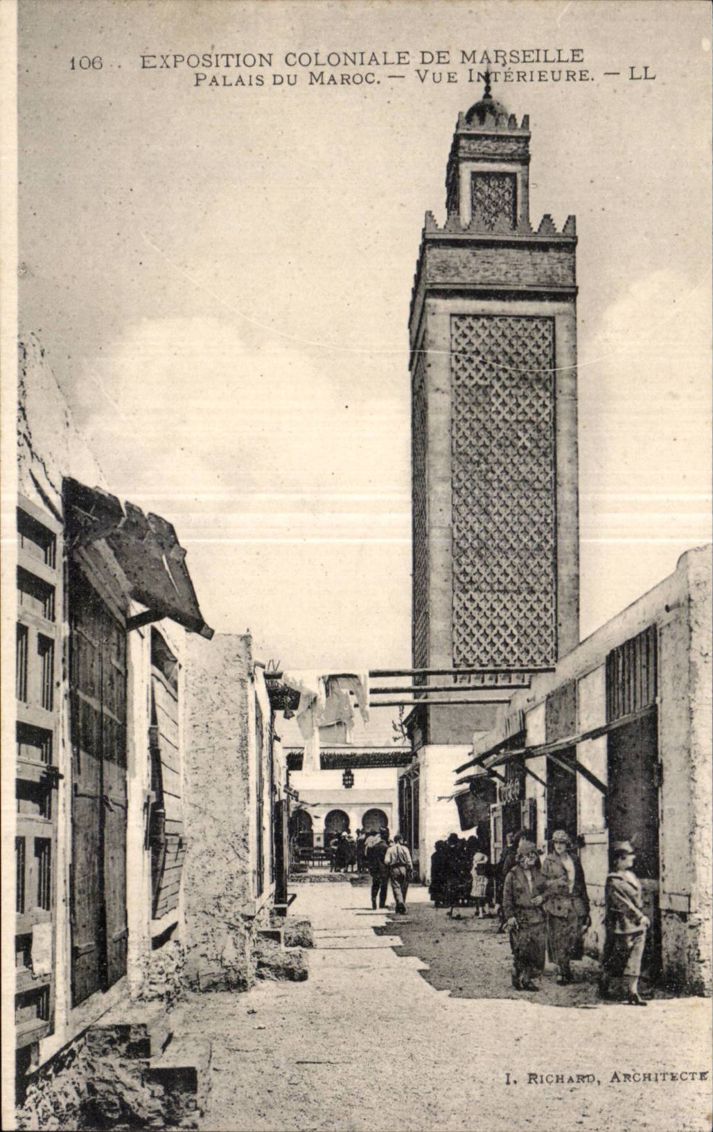 CPA Marseille Exposition coloniale 1922 Palais du Maroc Vue interieure