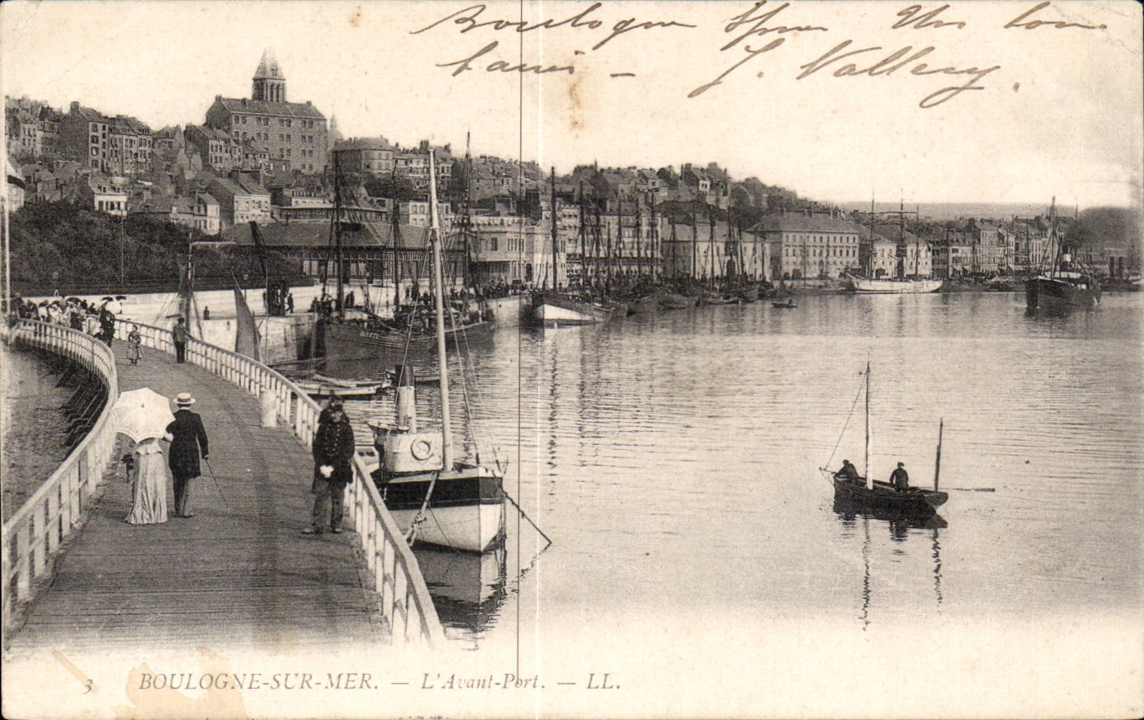 CPA Boulogne sur Mer L avant port