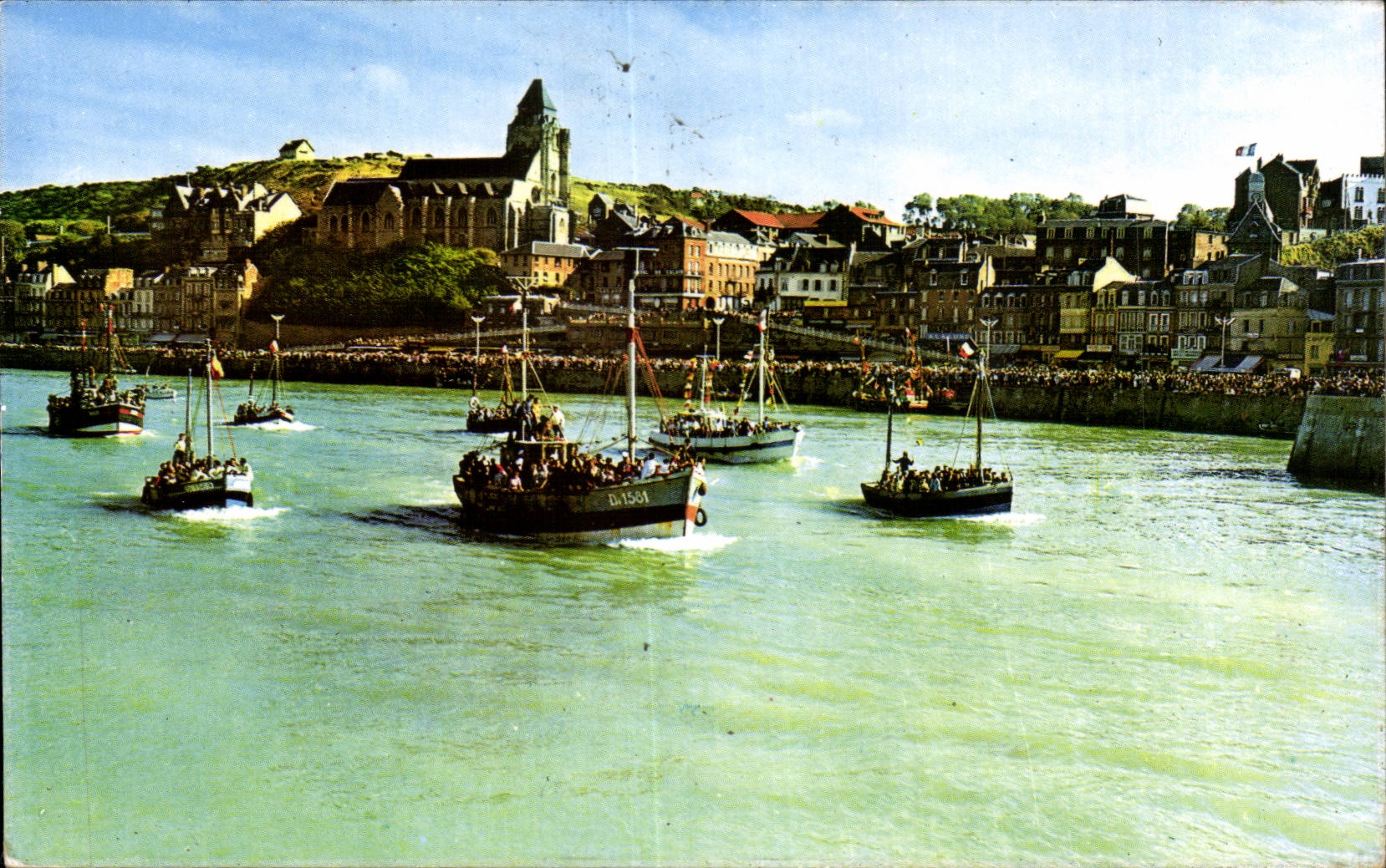 Le Treport - Sortie de bateaux pour la fete e la mer - CPA 
