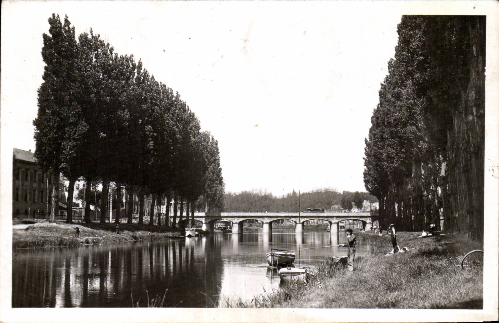 Melun - La Seine et le Pont de Pierre - CPA 