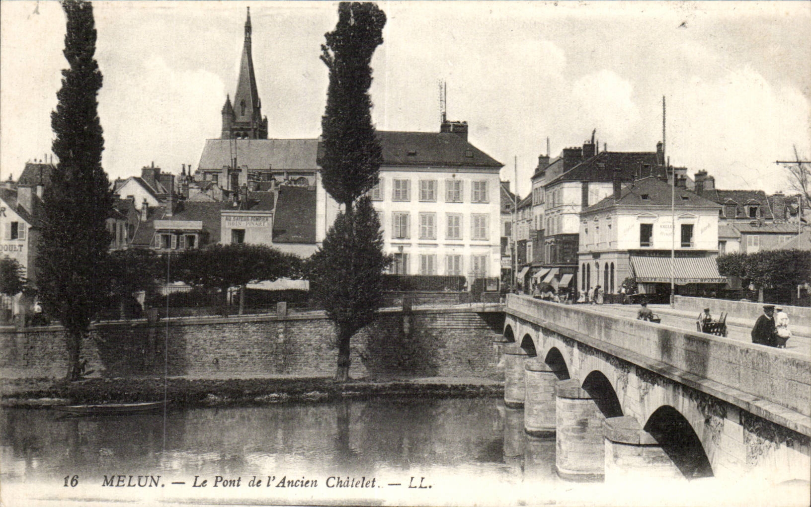 Melun — Le Pont de l'Ancien Châtelet — LL.