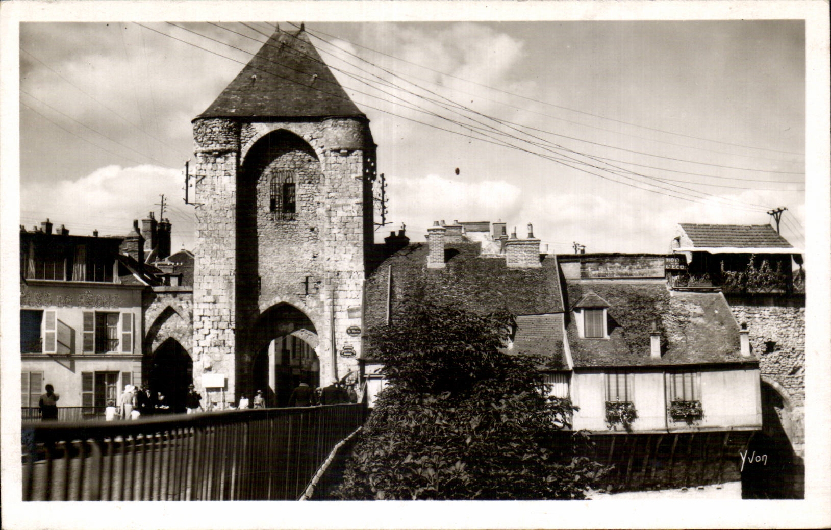 Moret sur Loing - Maison Sauveet Porte de Bourgogne - CPA 