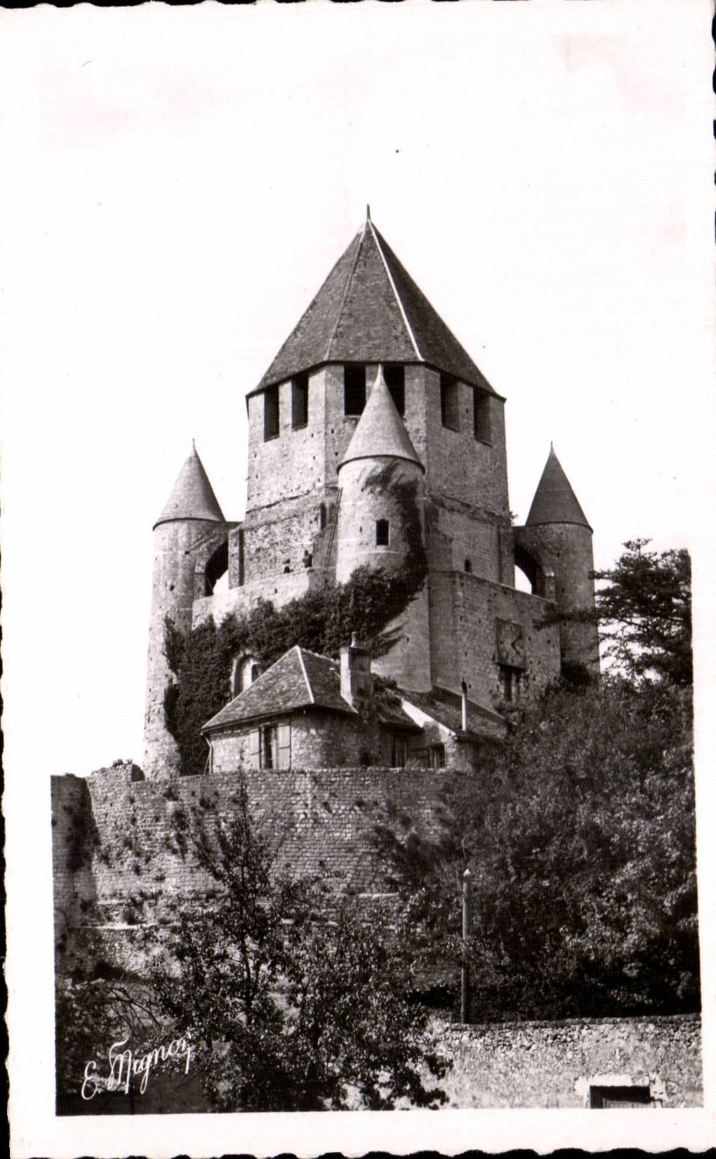 Provins (S.-et-M.) — Tour de César (ou Tour du Comte) — Édition E. Mignan
