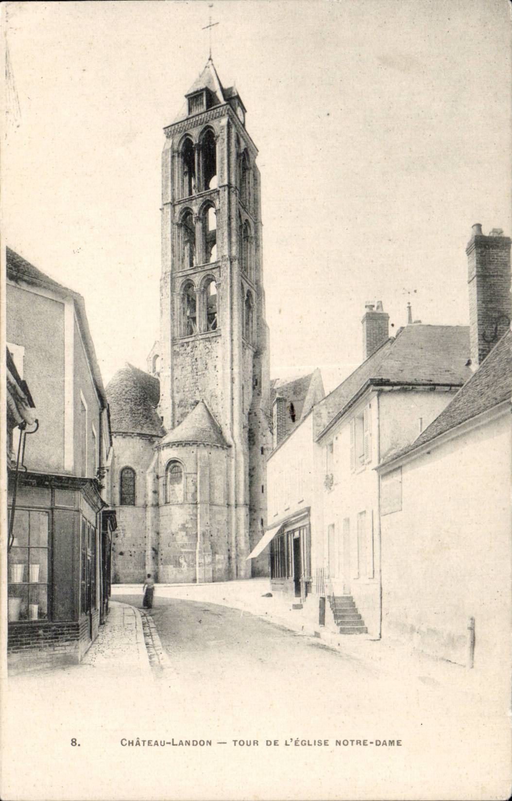 CPA Chateau Landon Tour de l eglise Notre Dame