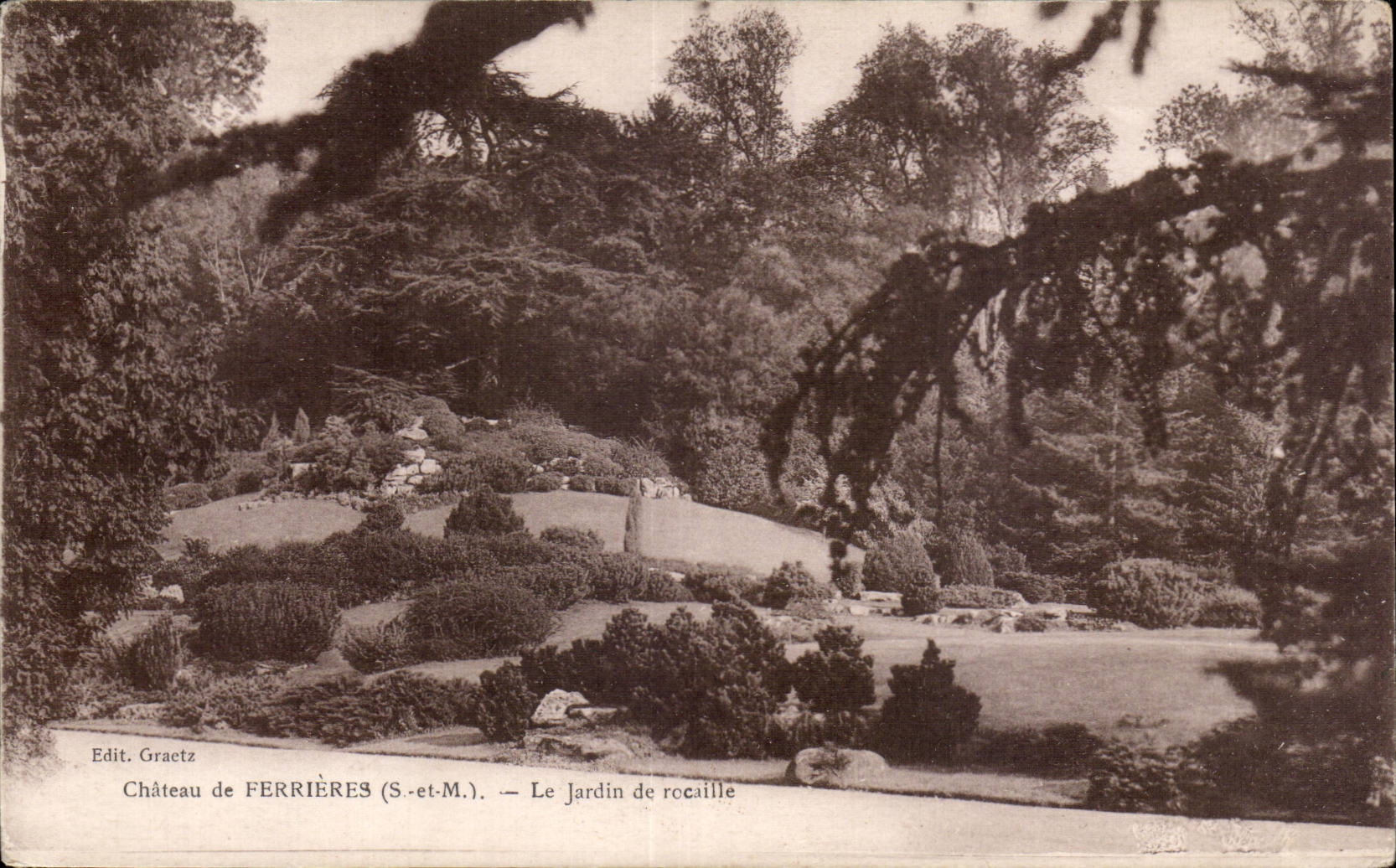 CPA Chateau de Ferrieres le jardin de rocaille