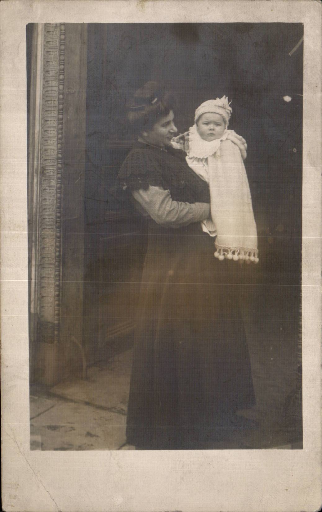 CARTE PHOTO Femme et Enfant Bebe