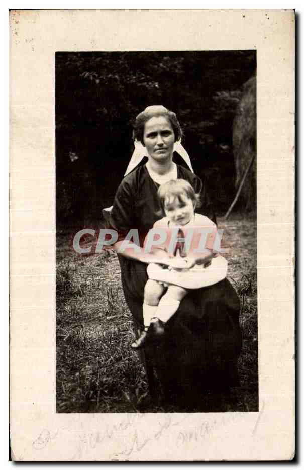 CARTE PHOTO Enfant Bebe et grand mere