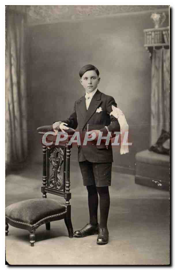 Portrait d'un jeune garçon — studio — éditeur inconnu