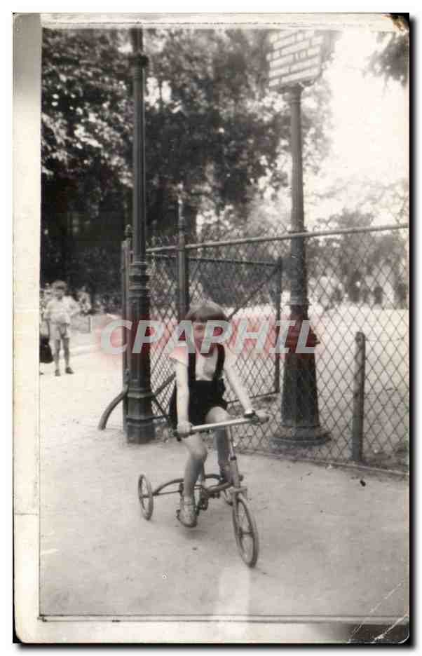 Fantaisie - Enfants - girl and her bike Velo CARTE PHOTO 
