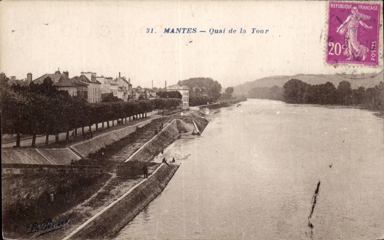 MANTES — Quai de la Tour — La Pensée