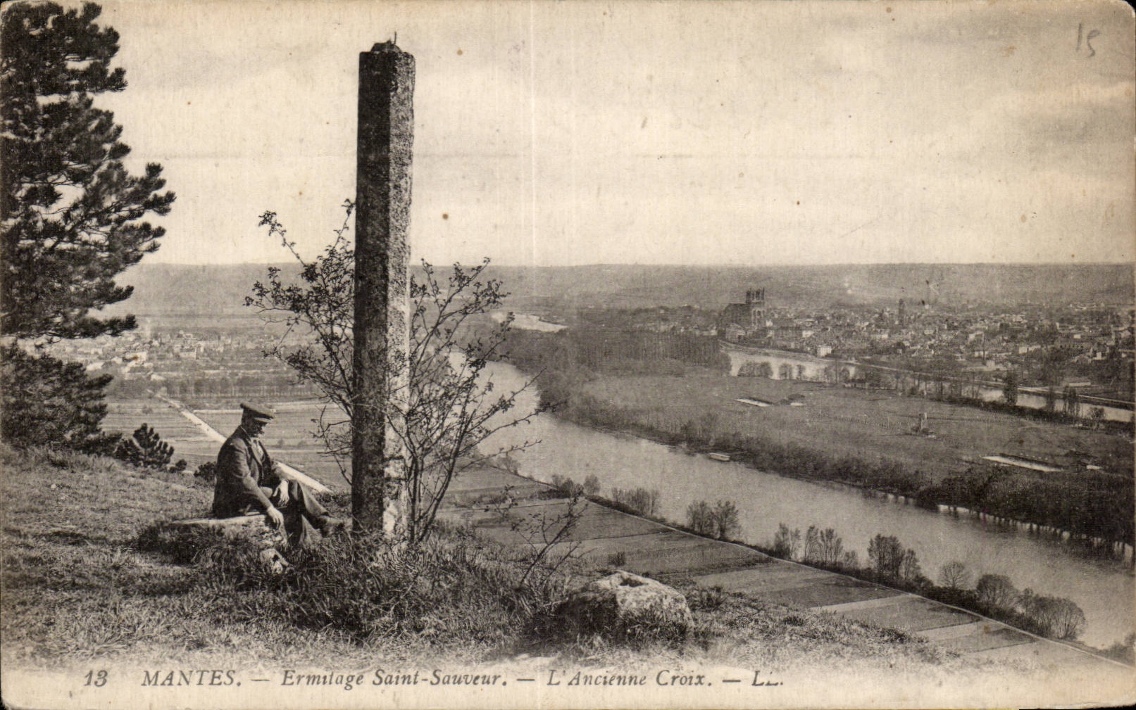 Mantes - Ermitage Saint-Sauveur - L'Ancienne Croix — LL.