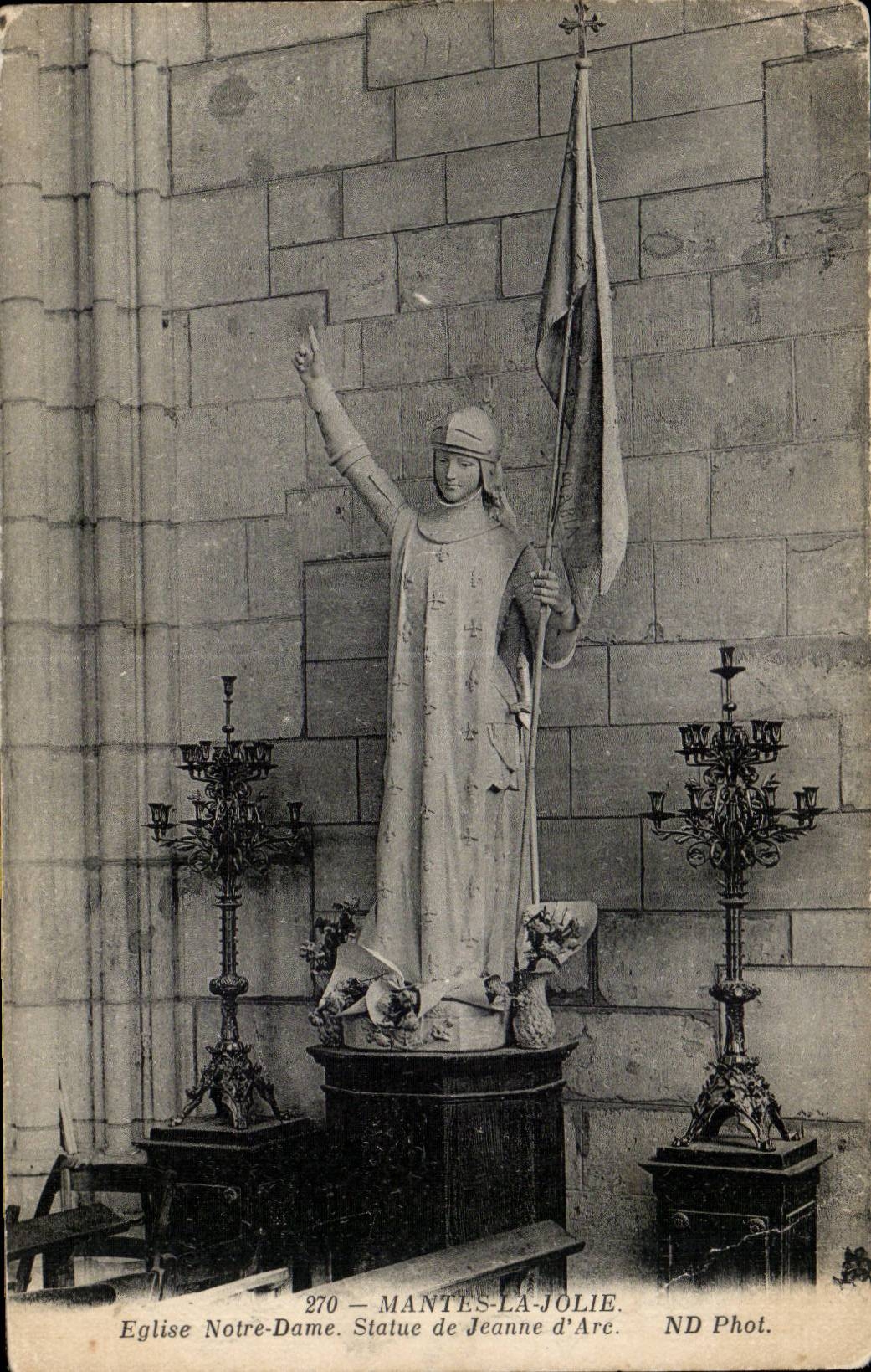 Statue de Jeanne d'Arc — Église Notre-Dame — Mantes-la-Jolie — ND Phot. n° 370