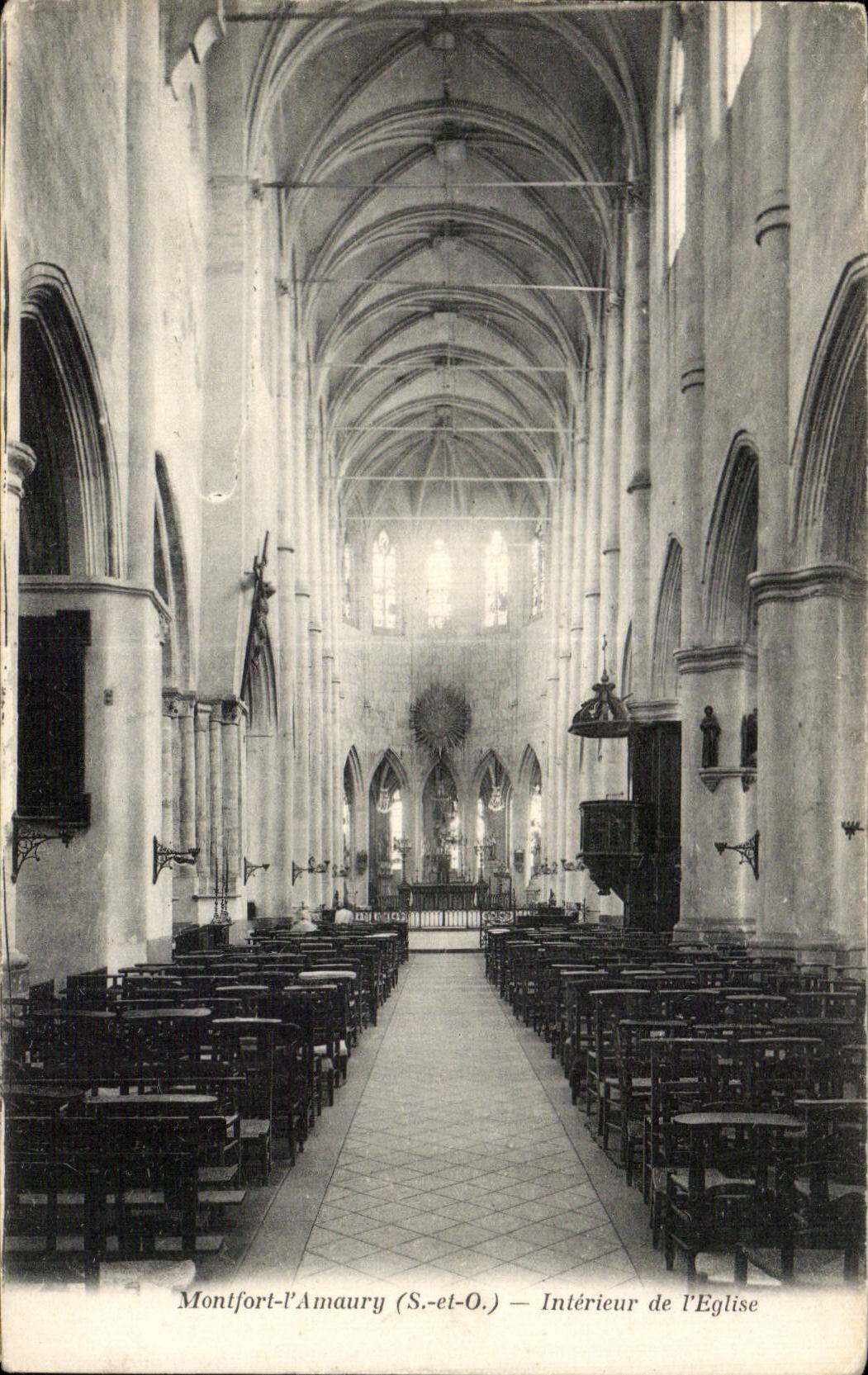 Montfort-l'Amaury (S.-et-O.) — Intérieur de l'Église