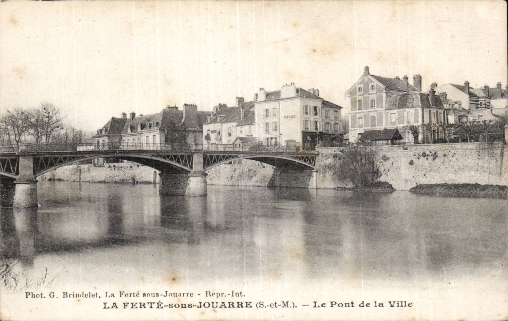 La Ferté-sous-Jouarre — El Puente de la Ciudad — Fot. G. Brindelet, Repr.-Int. (S.-et-M.)