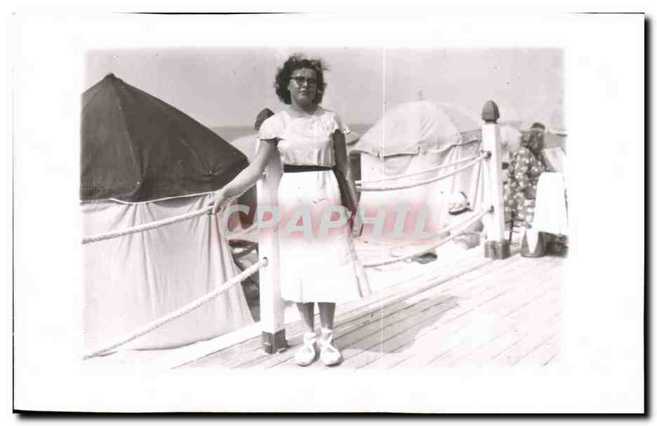 CARTE PHOTO Folklore Costume Femme Deauville