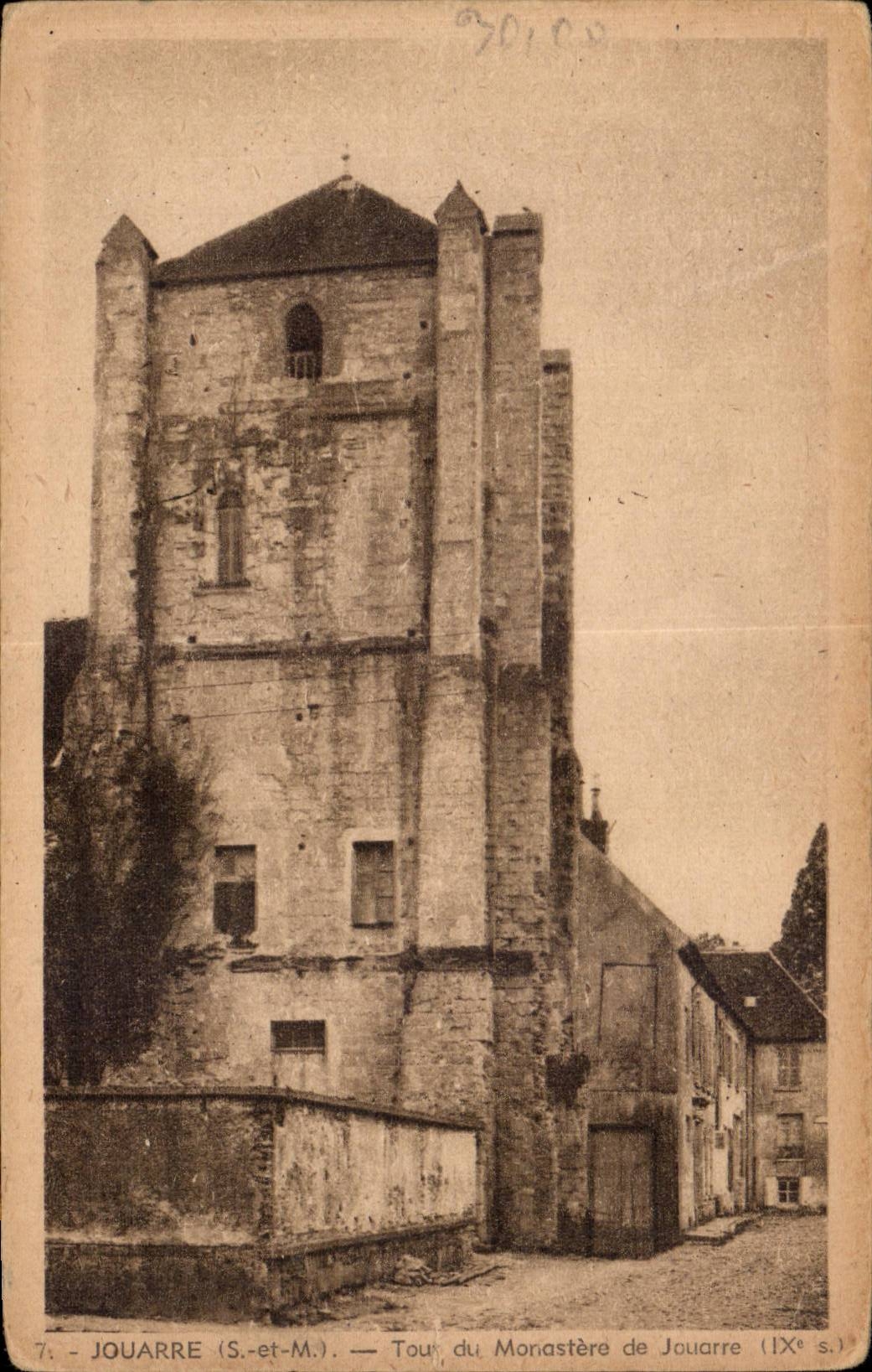 Jouarre (S.-et-M.) — Torre del Monasterio de Jouarre (siglo IX)