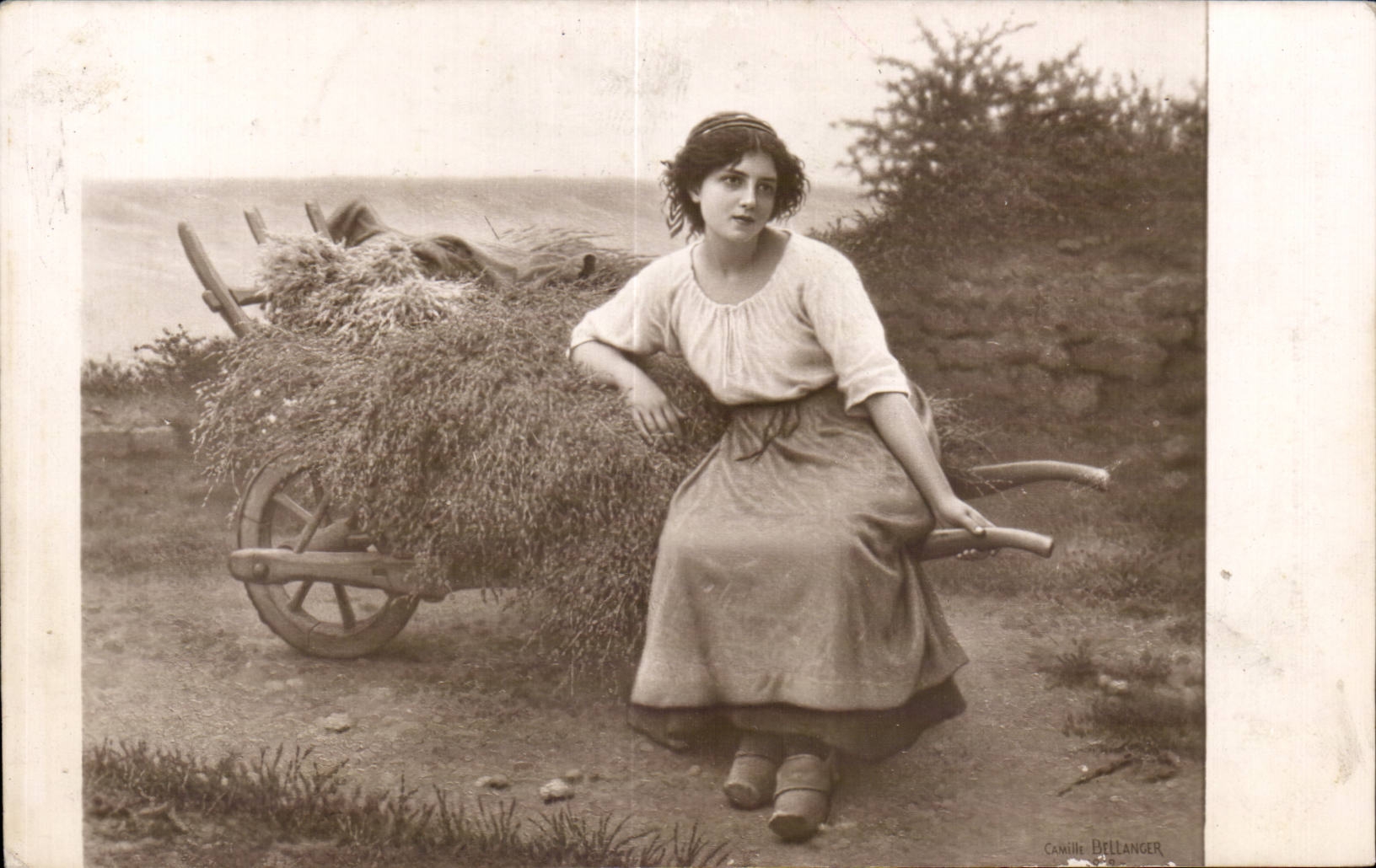 CPA Salons de Paris Camille Bellanger Le chemin de Chenoise