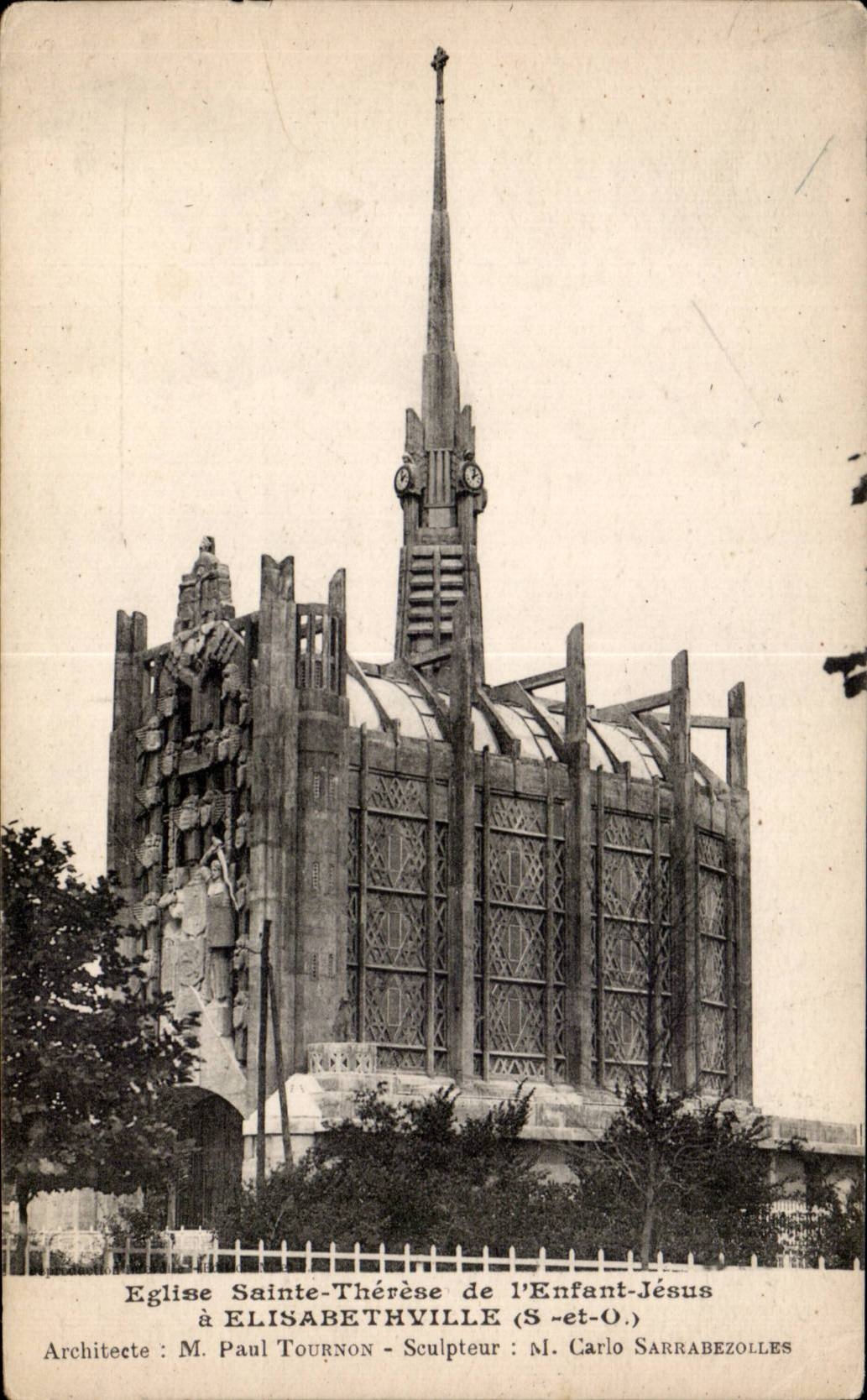 Église Sainte-Thérèse de l'Enfant-Jésus — Élisabethville (S.-et-O.) — Architecte : M. Paul Tournon, Sculpteur : M. Carlo Sarrabezolles